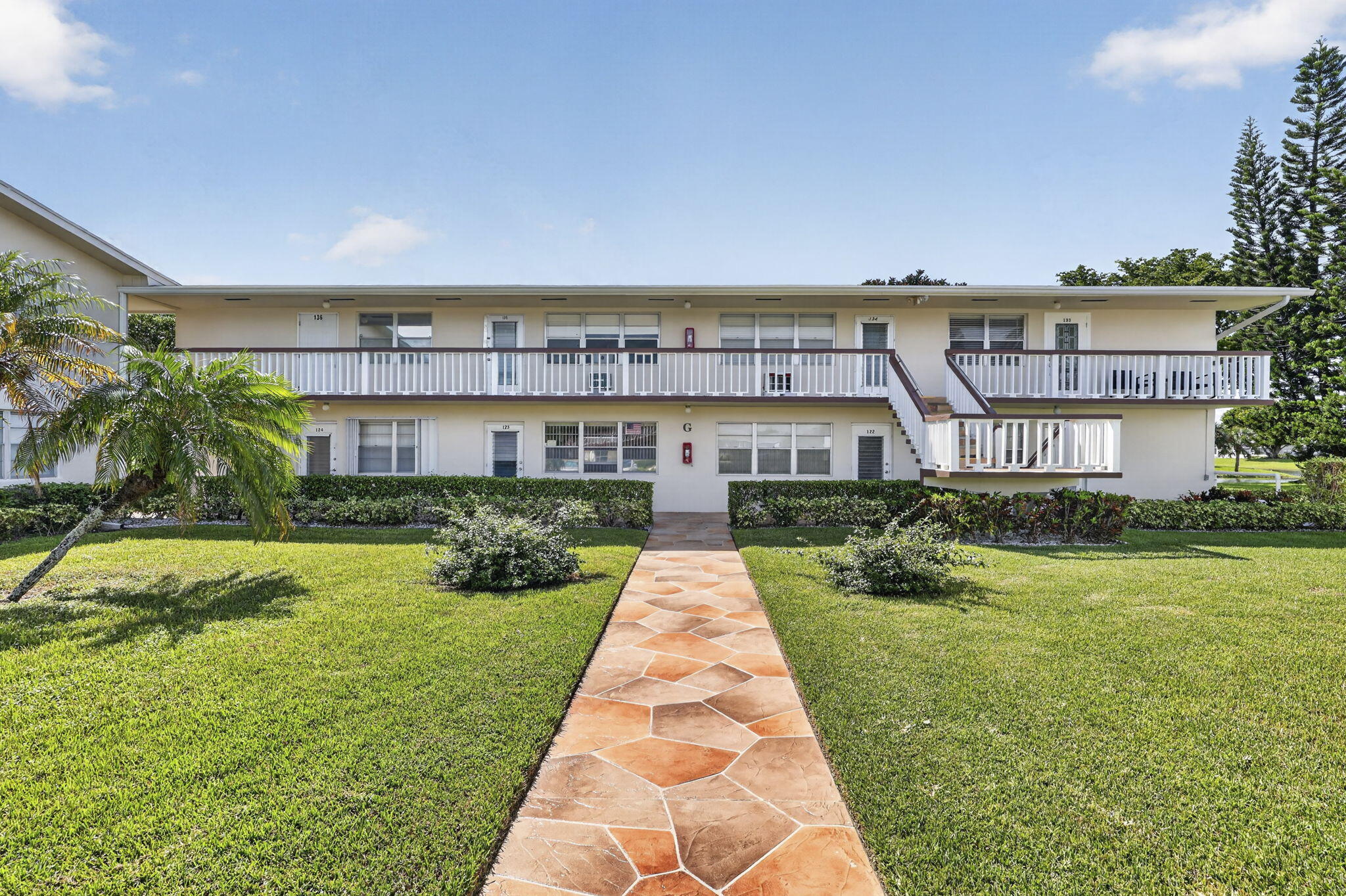 Listing  135 Somerset G, West Palm Beach, FL 33417, West Palm Beach, FL 33417
