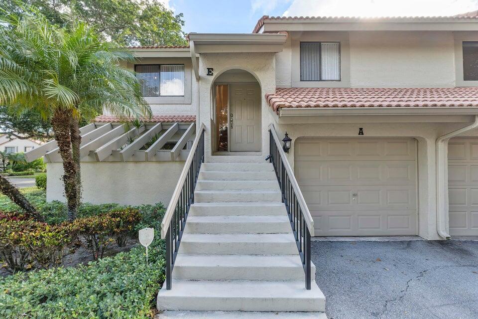 Listing  5720 Coach House Circle E, Boca Raton, FL 33486, Boca Raton, FL 33486