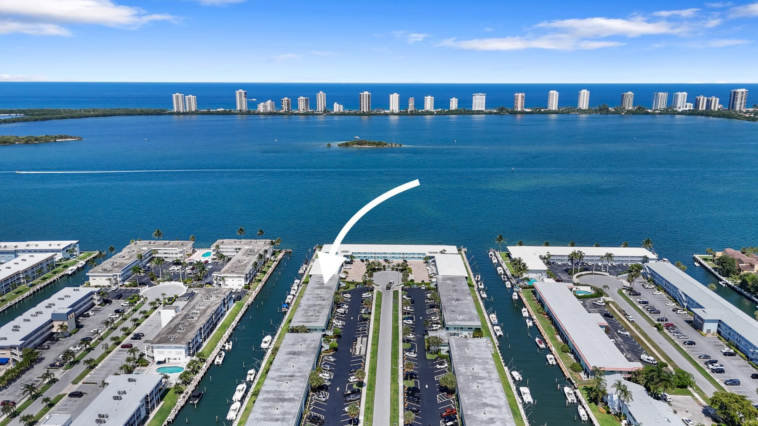 Listing  109 WETTAW Lane 101, North Palm Beach, FL 33408, North Palm Beach, FL 33408