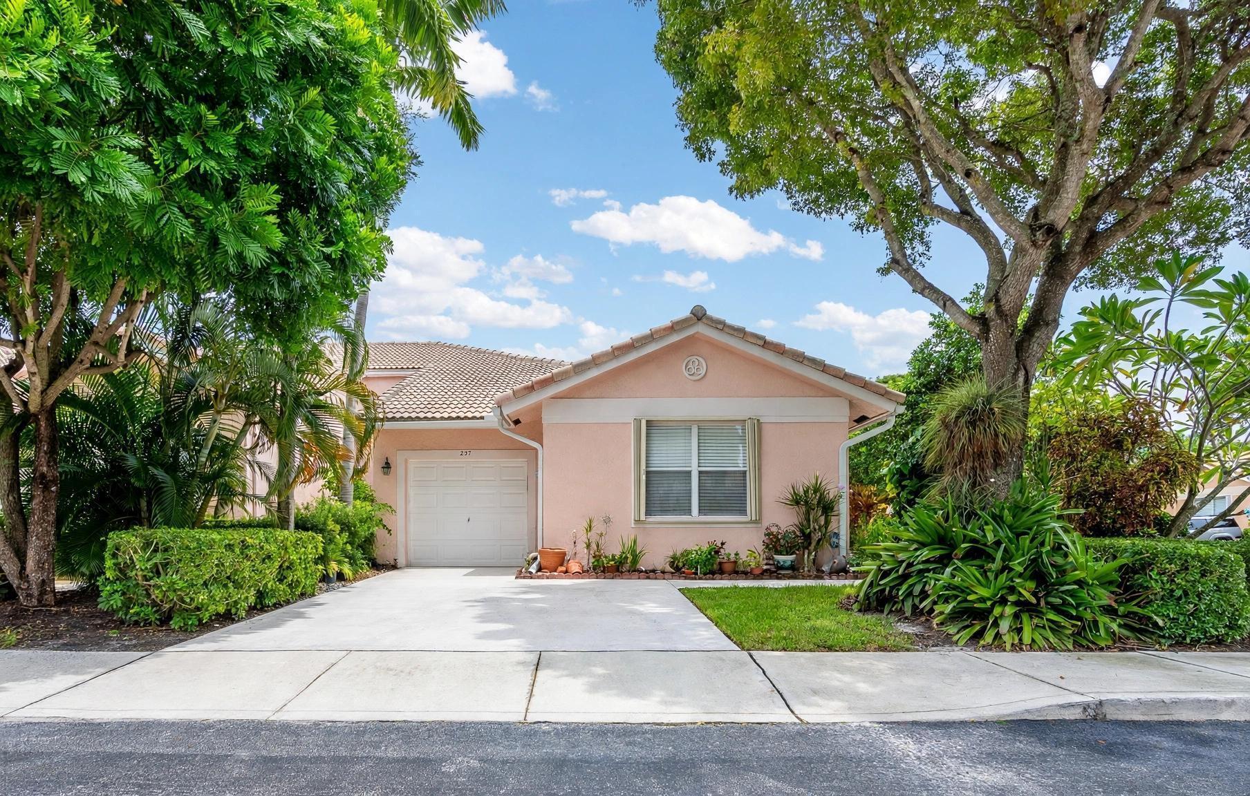 Listing  237 CORAL TRACE Court, Delray Beach, FL 33445, Delray Beach, FL 33445