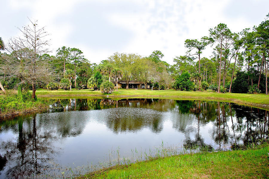 Listing  2833 F Road, Loxahatchee Groves, FL 33470, Loxahatchee Groves, FL 33470
