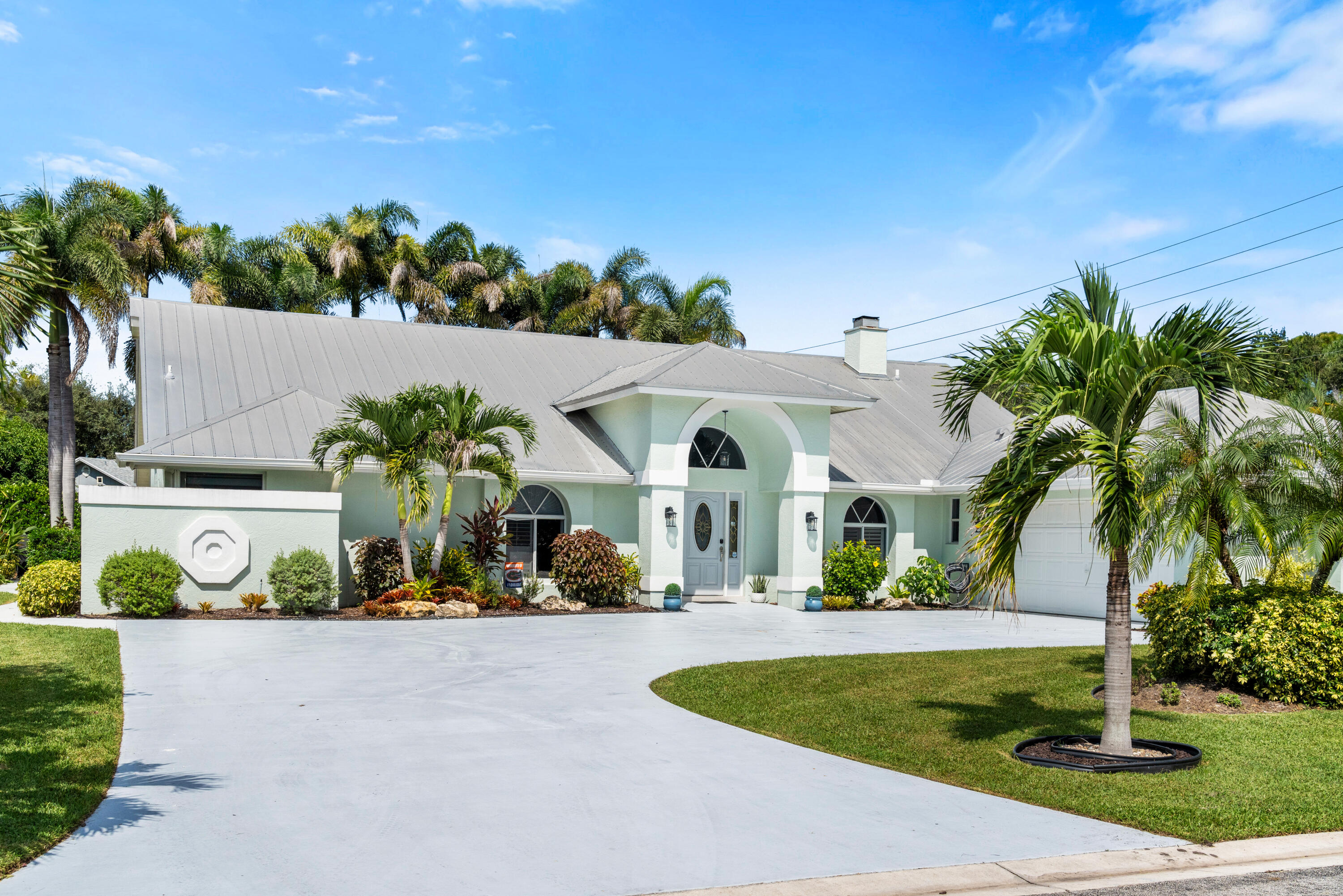 Listing  1801 SW HUNTERS CLUB Way, Palm City, FL 34990, Palm City, FL 34990