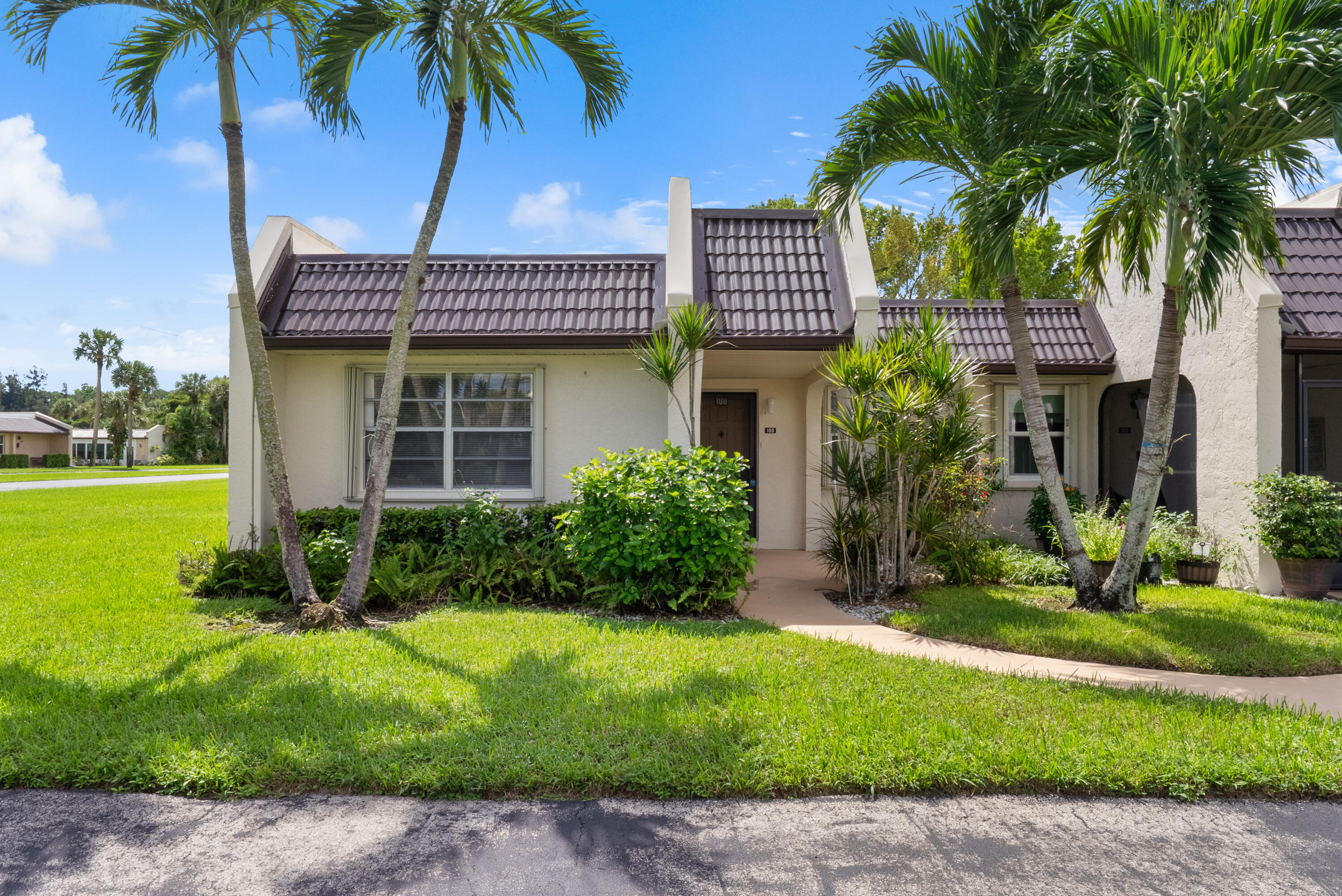 Listing  100 Lake Rebecca Drive, West Palm Beach, FL 33411, West Palm Beach, FL 33411