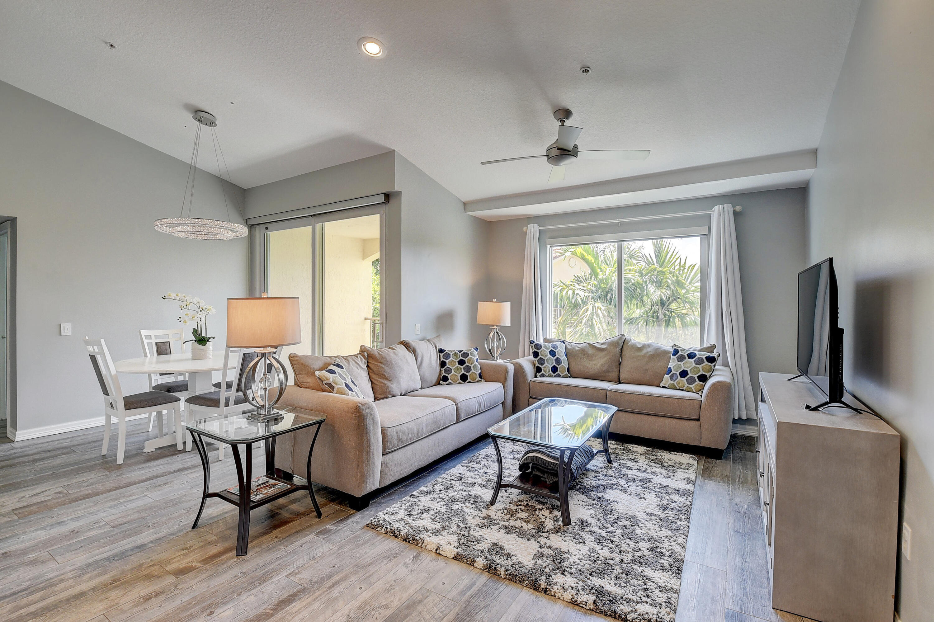 Listing  1223 Villa Circle, Boynton Beach, FL 33435, Boynton Beach, FL 33435