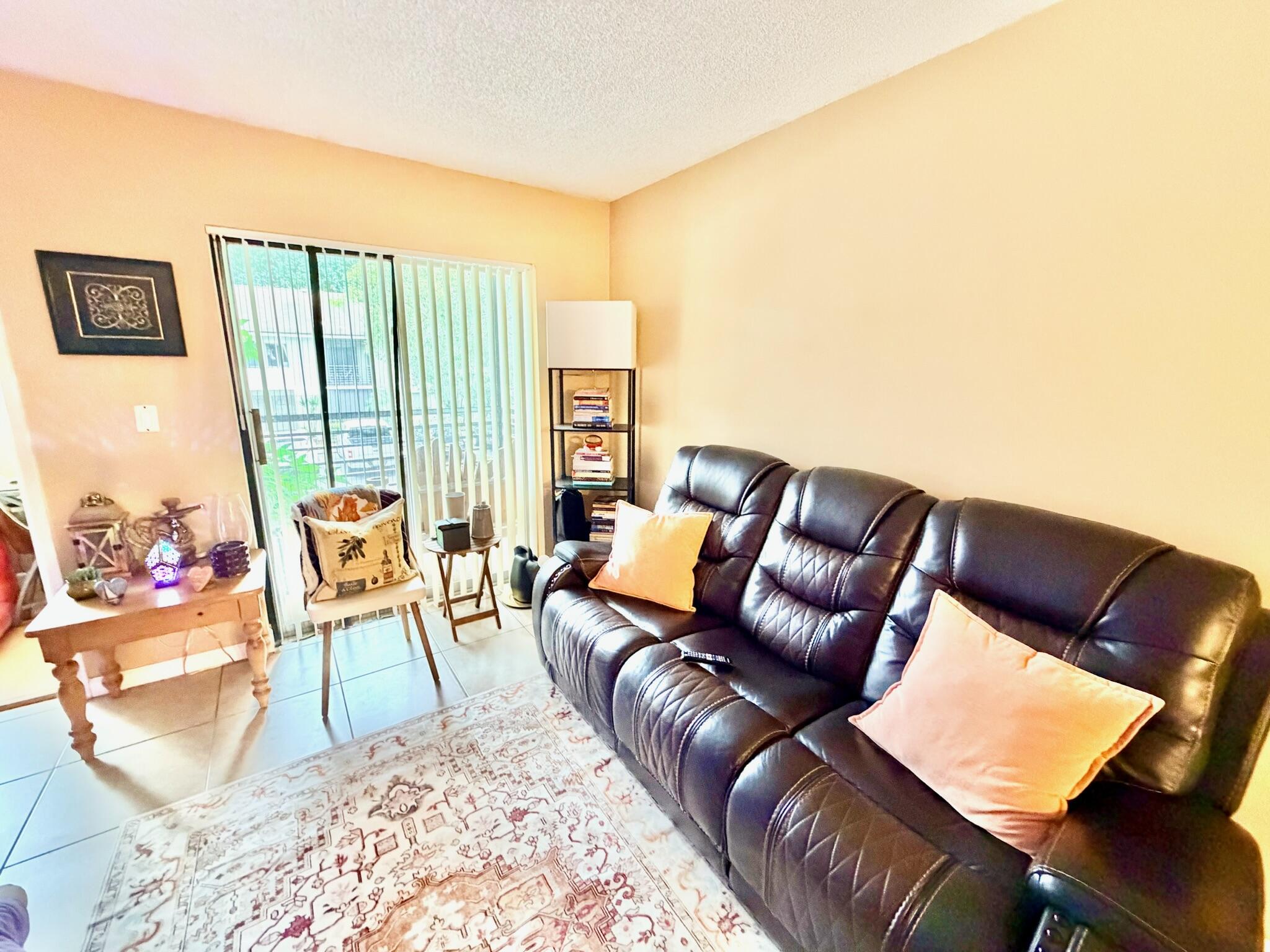 Listing  511 Gardens Drive 203, Pompano Beach, FL 33069, Pompano Beach, FL 33069
