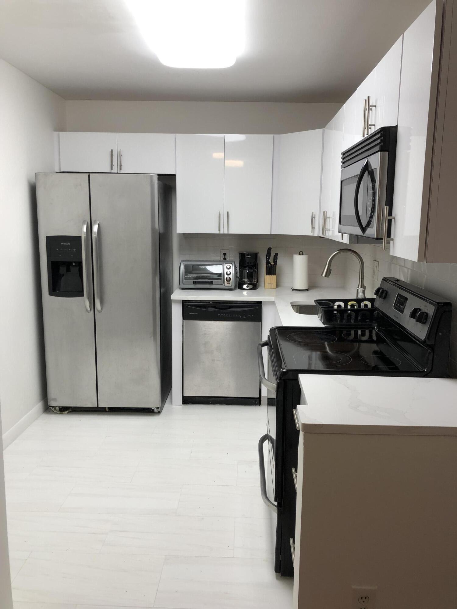 Listing  480 NW 20TH Street 2140, Boca Raton, FL 33431, Boca Raton, FL 33431