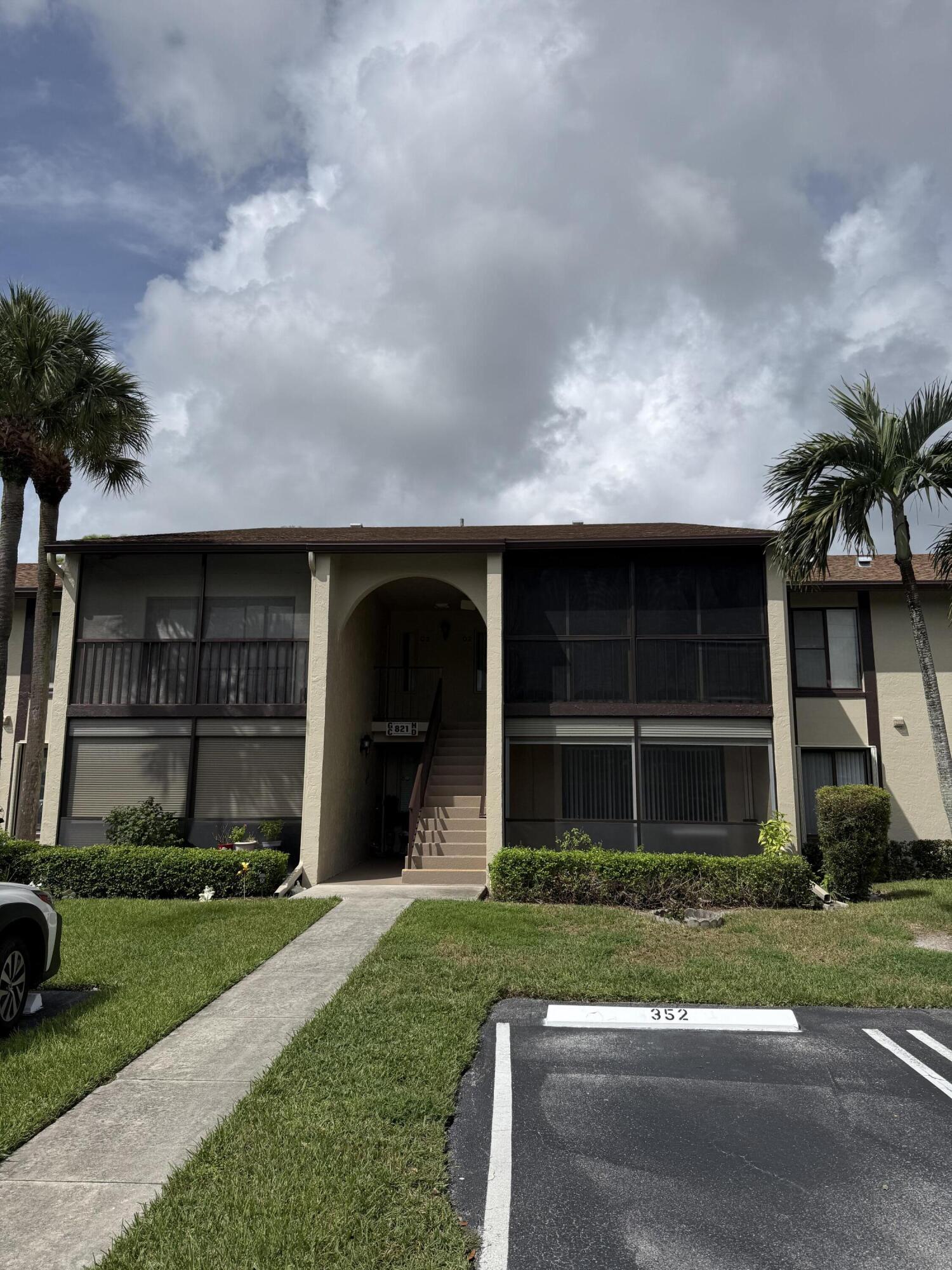 Listing  821 SKY PINE Way C2, Greenacres, FL 33415, Greenacres, FL 33415