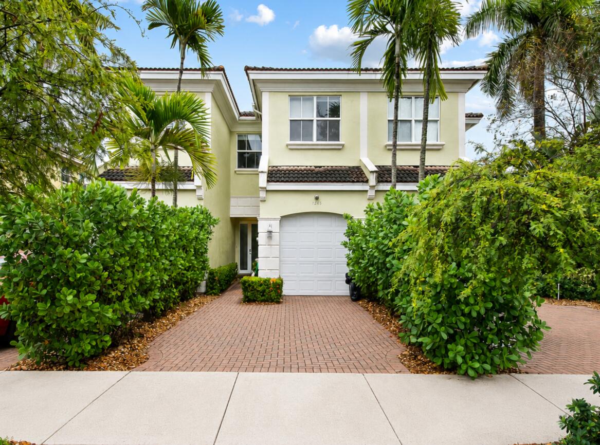 Listing  1226 NE 14th Avenue, Fort Lauderdale, FL 33304, Fort Lauderdale, FL 33304