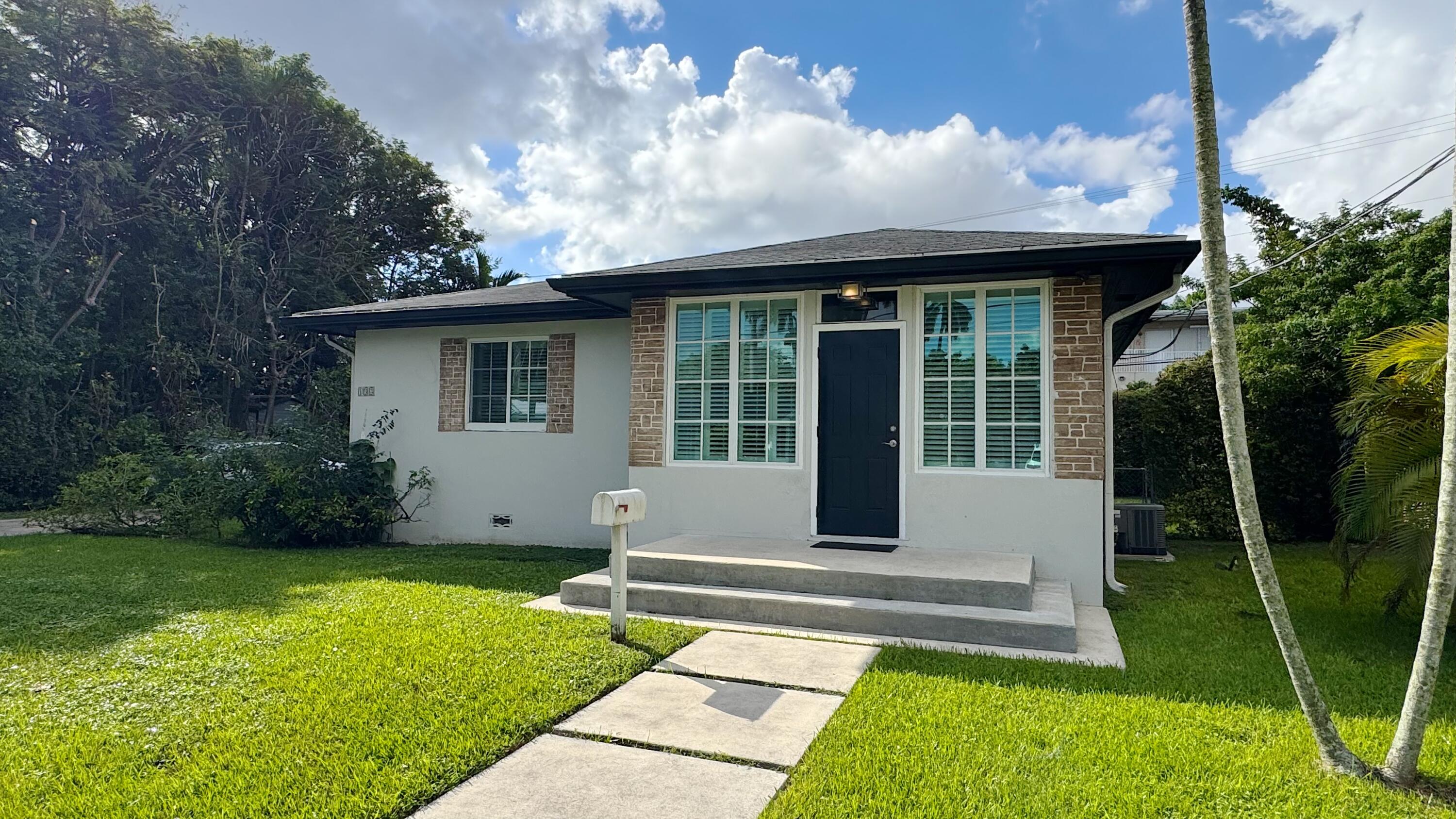 Listing  133 SE 2nd Street, Dania Beach, FL 33004, Dania Beach, FL 33004