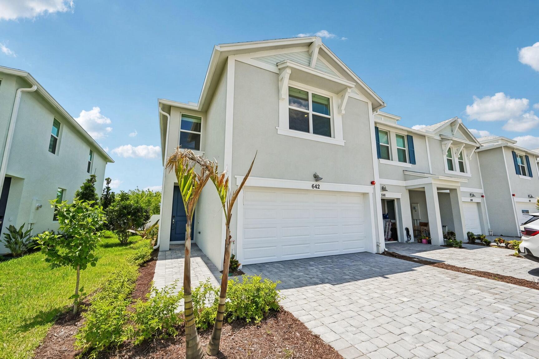 Listing  642 SALISBURY Circle, Fort Pierce, FL 34982, Fort Pierce, FL 34982