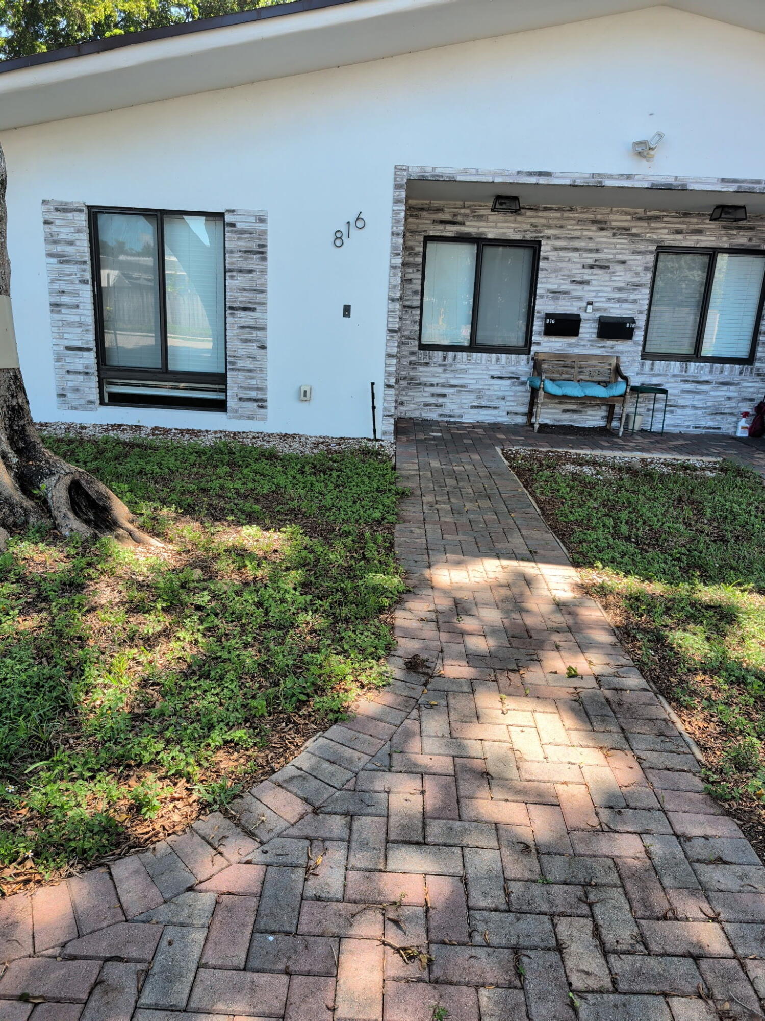 Listing  816 SW 12TH Court, Fort Lauderdale, FL 33315, Fort Lauderdale, FL 33315