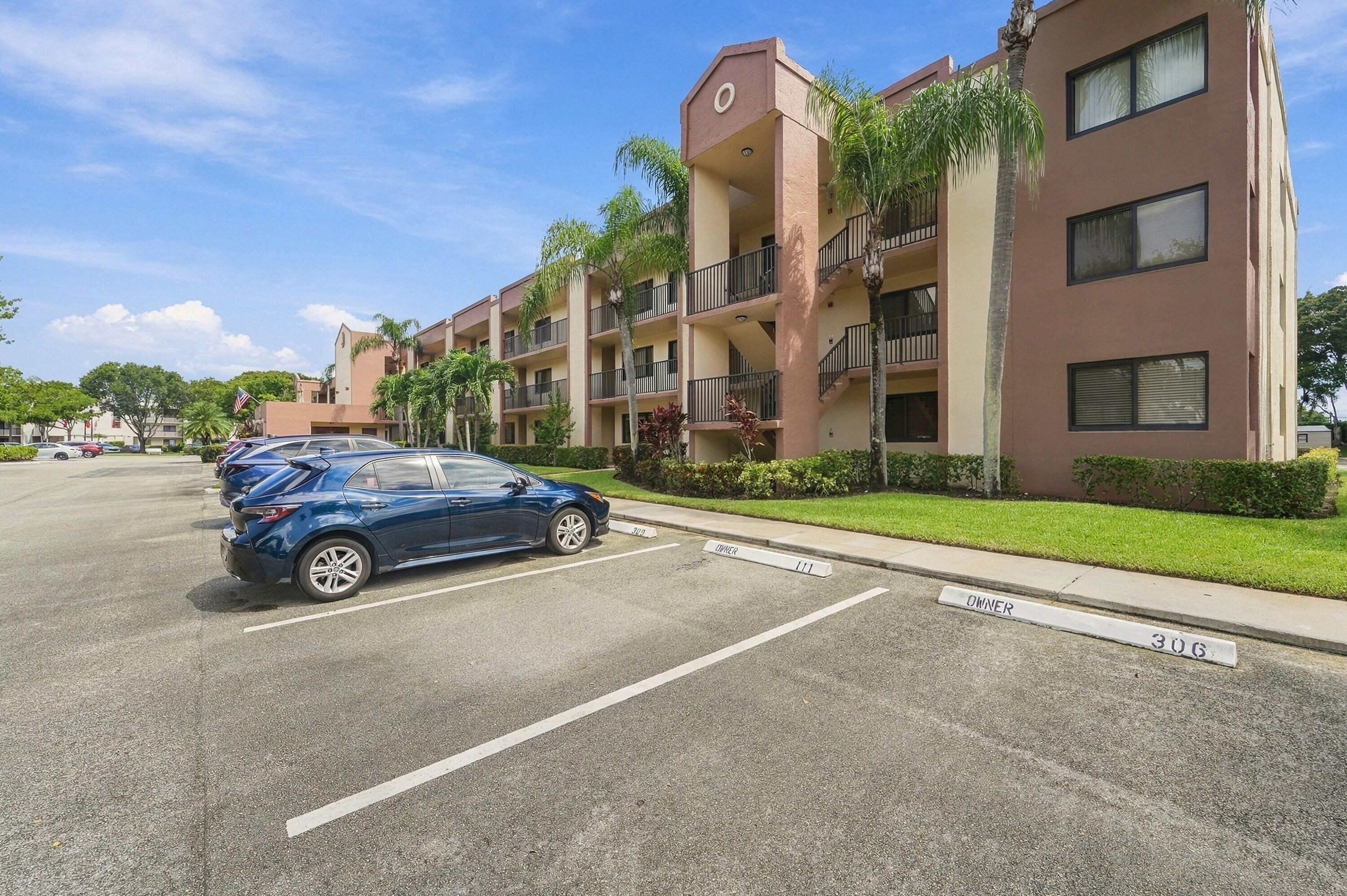 Listing  10607 W CLAIRMONT Circle 109, Tamarac, FL 33321, Tamarac, FL 33321