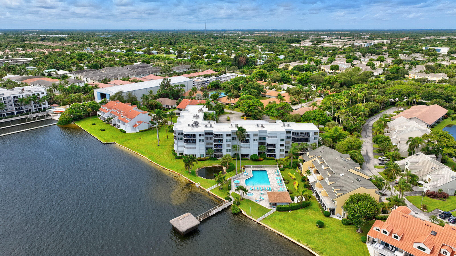 Listing  8200 LAKESHORE Drive 2010, Hypoluxo, FL 33462, Hypoluxo, FL 33462