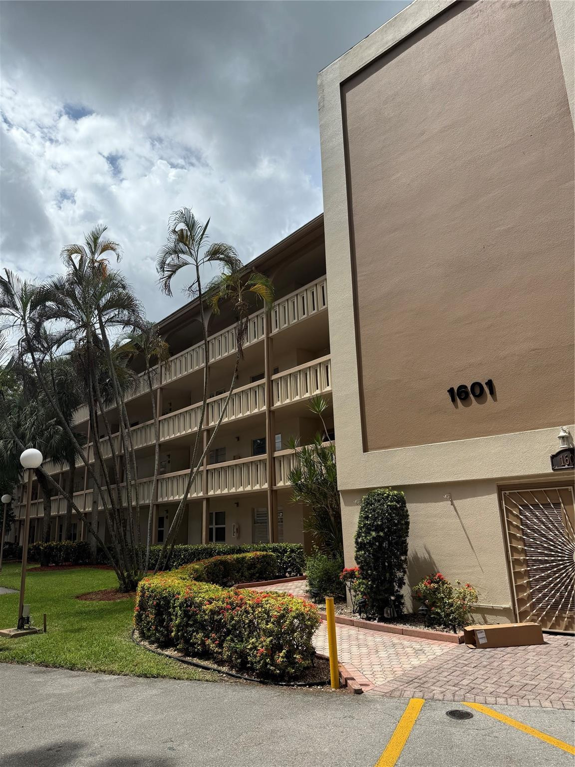 View details of listing 1601 ABACO Drive L4, Coconut Creek, FL 33066 Coconut Creek with MLS#