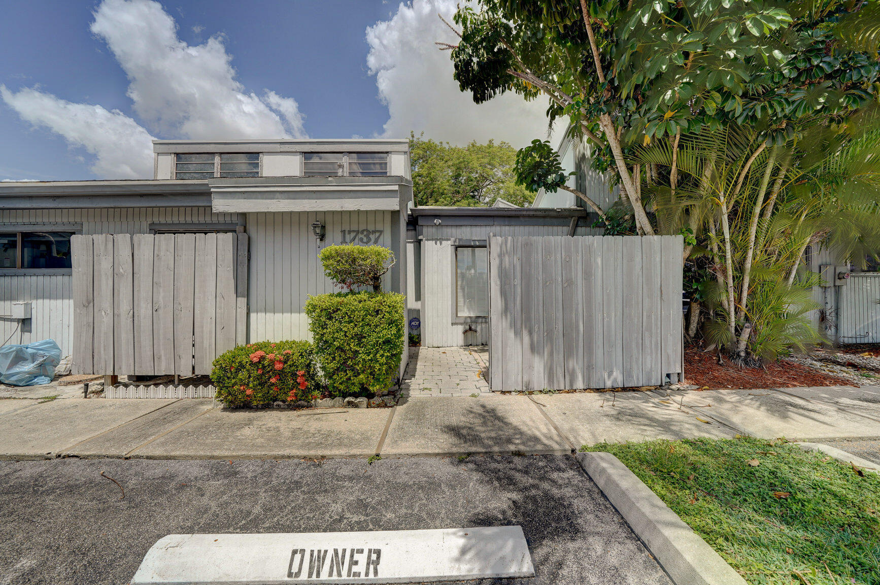 Listing  1737 NW 73RD Avenue 41, Plantation, FL 33313, Plantation, FL 33313