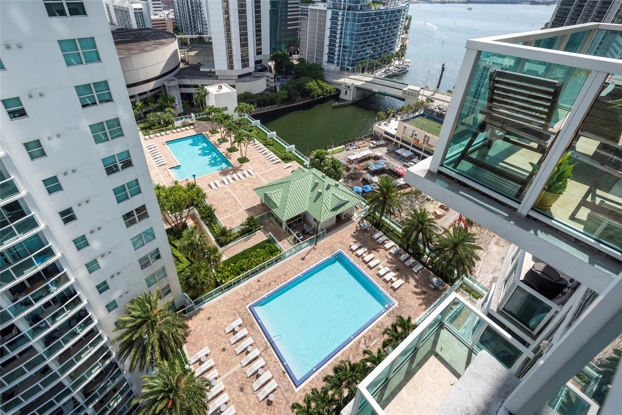 Listing  41 SE 5th Street 1315, Miami, FL 33131, Miami, FL 33131