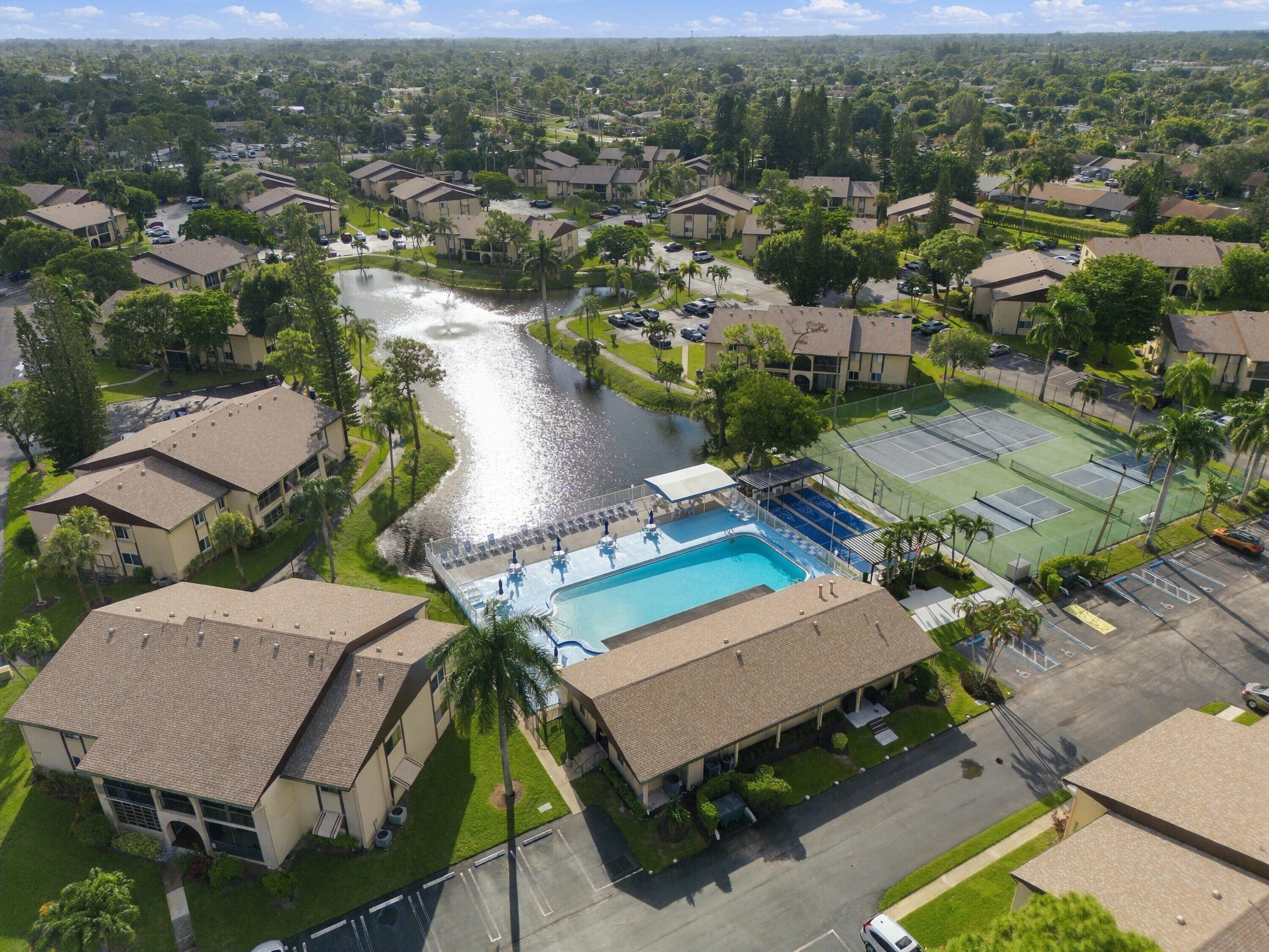 Listing  313 PINE RIDGE Circle C-2, Greenacres, FL 33463, Greenacres, FL 33463