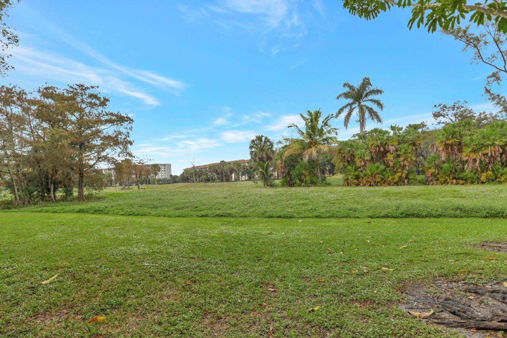Listing  4168 INVERRARY Drive 102, Lauderhill, FL 33319, Lauderhill, FL 33319