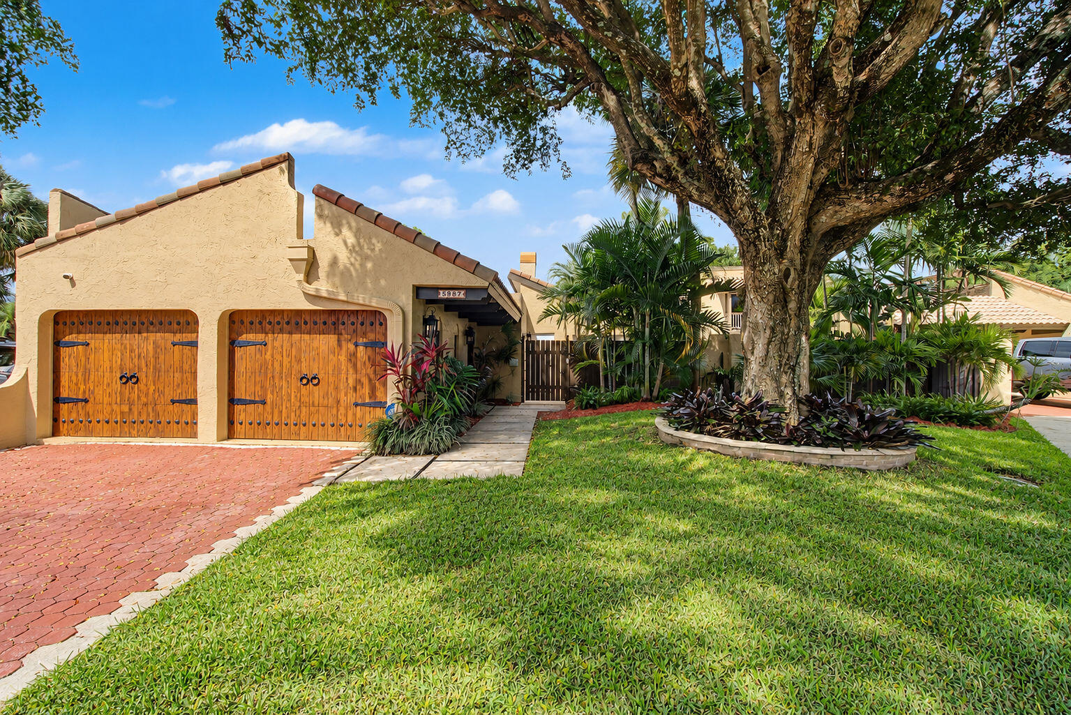 Listing  5987 PATIO Drive, Boca Raton, FL 33433, Boca Raton, FL 33433