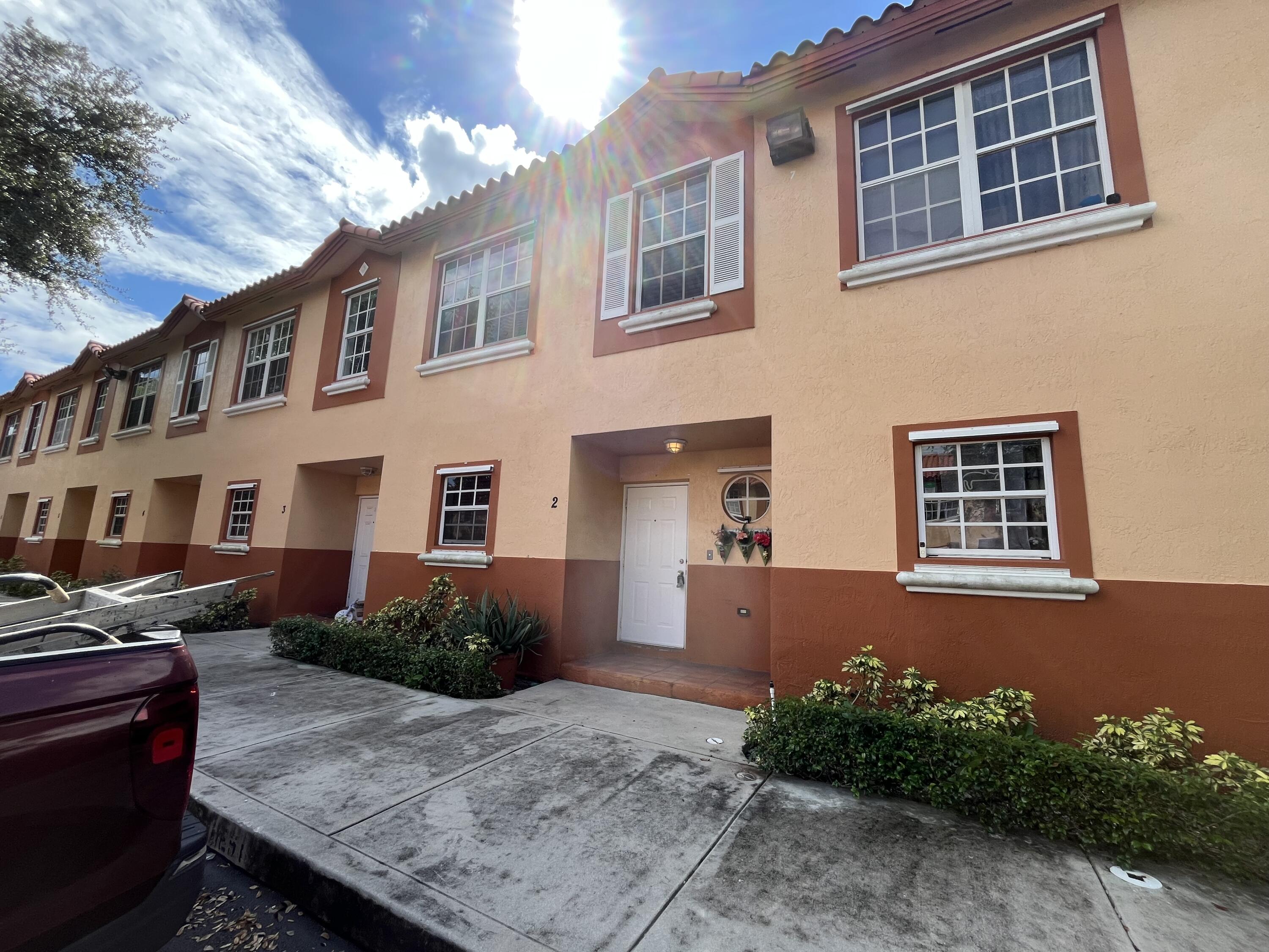 Listing  2314 Johnson Street 2A, Hollywood, FL 33020, Hollywood, FL 33020