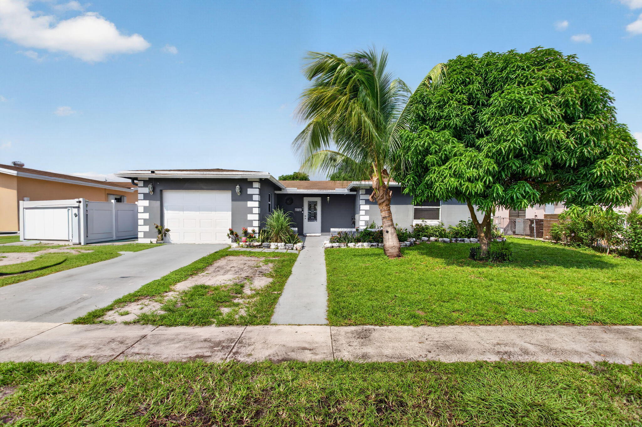 Listing  6351 SW 10TH Court, North Lauderdale, FL 33068, North Lauderdale, FL 33068