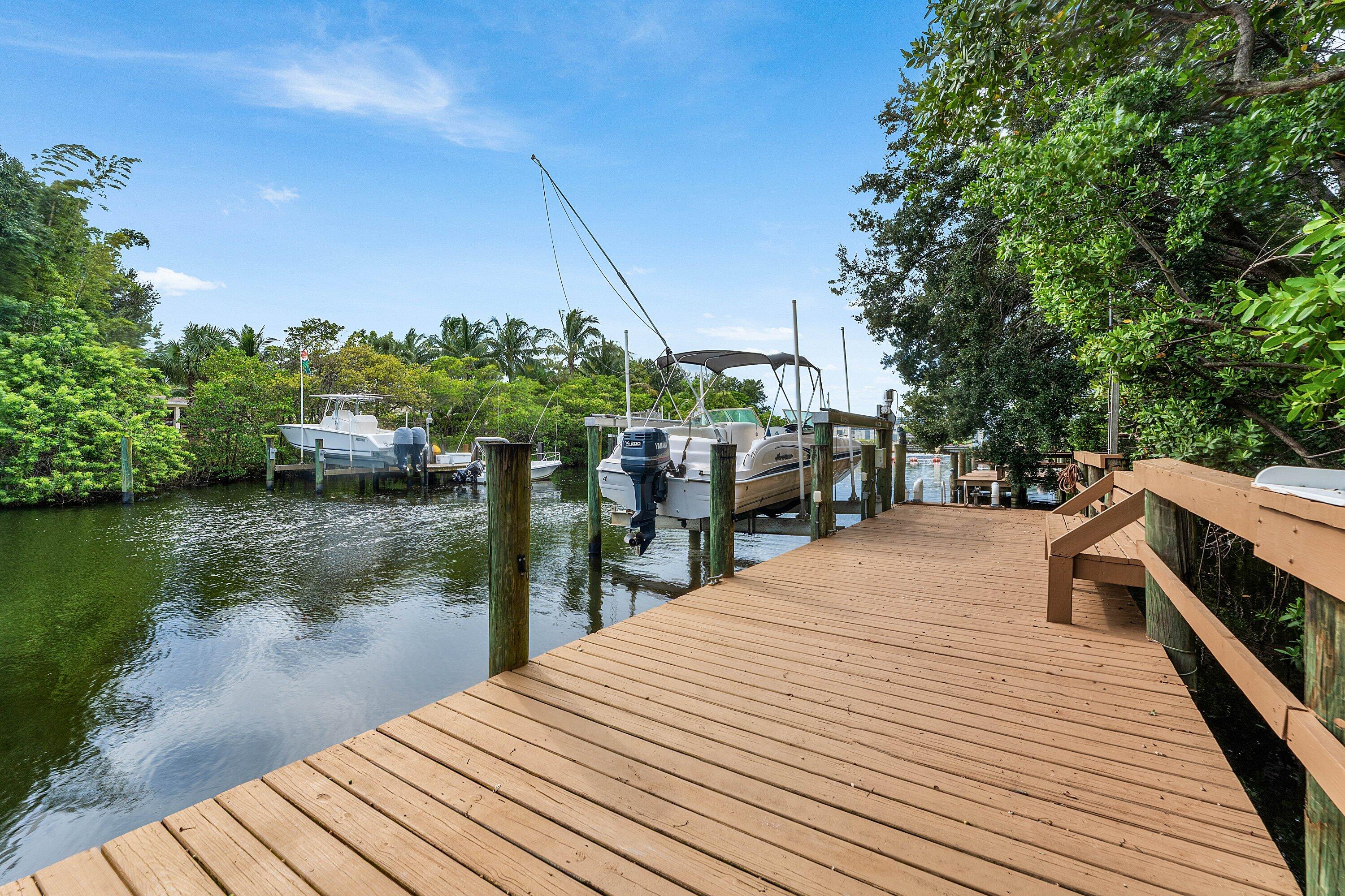 Listing  949 Laurel Road, North Palm Beach, FL 33408, North Palm Beach, FL 33408