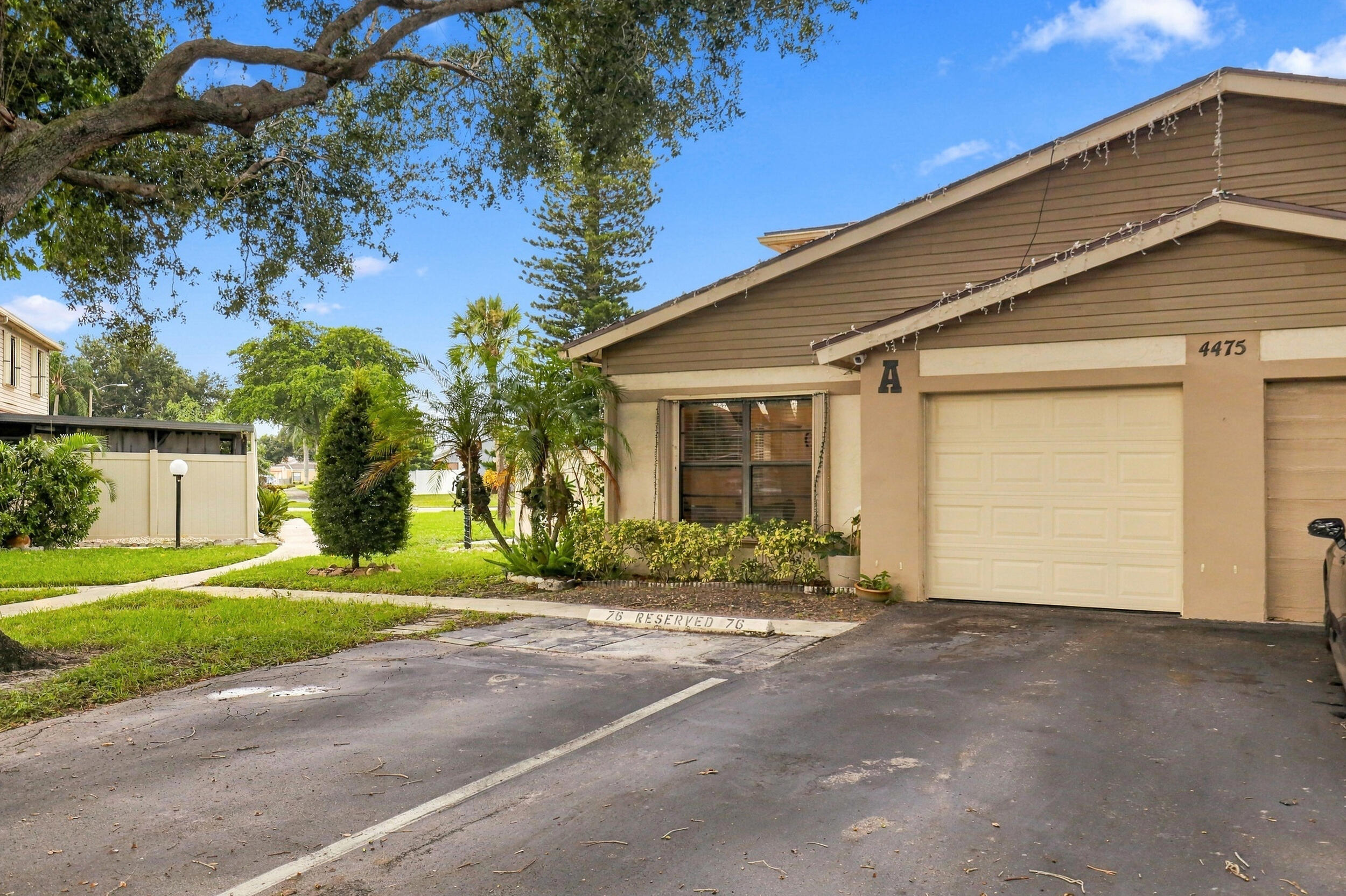 Listing  4475 Willow Pond Road A, West Palm Beach, FL 33417, West Palm Beach, FL 33417