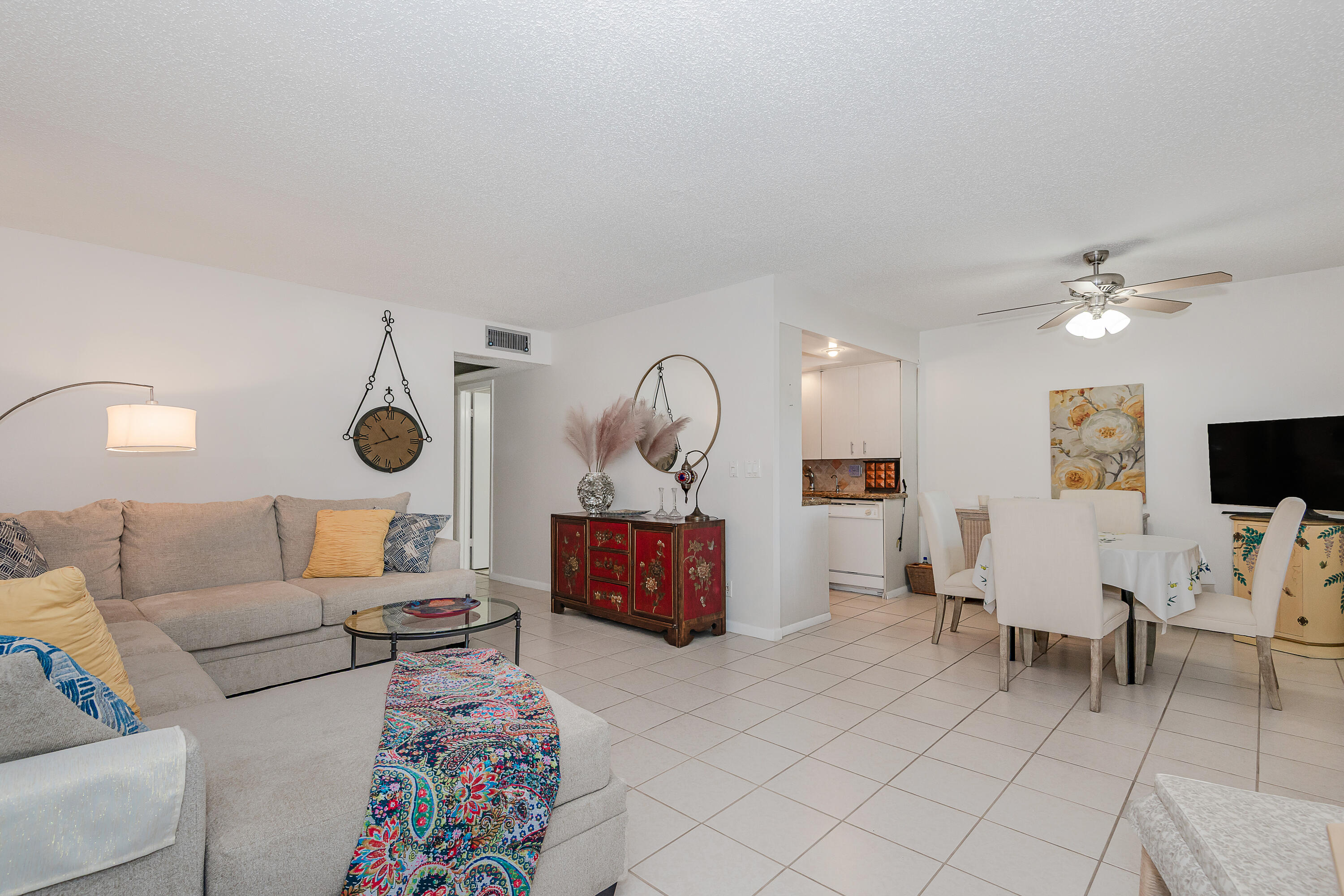 Listing  1004 NEWPORT G 1004, Deerfield Beach, FL 33442, Deerfield Beach, FL 33442