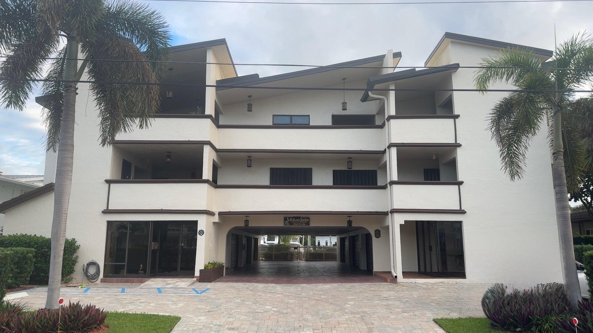 Listing  3208 SE 12TH Street 301, Pompano Beach, FL 33062, Pompano Beach, FL 33062