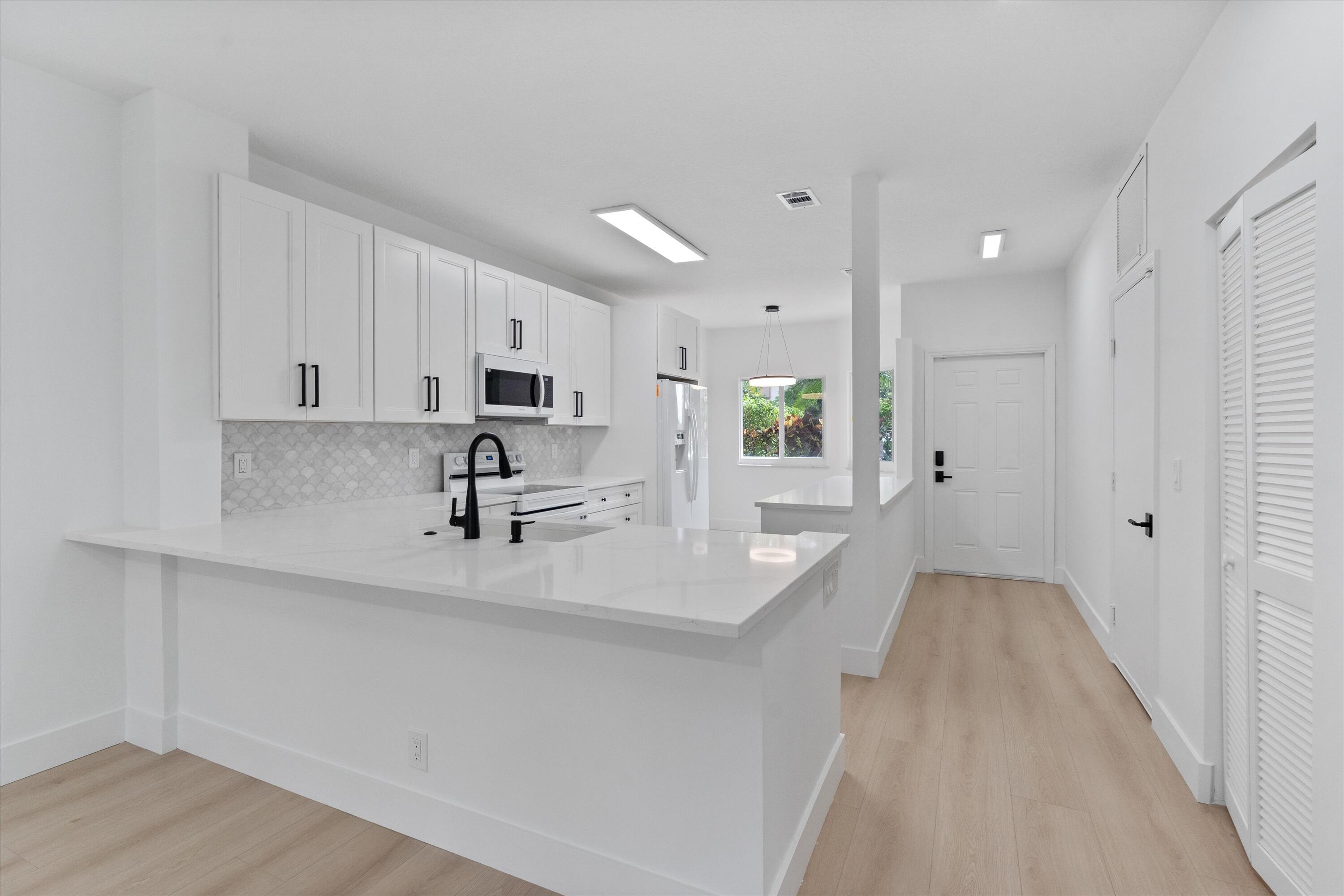 Listing  6809 VIA REGINA, Boca Raton, FL 33433, Boca Raton, FL 33433