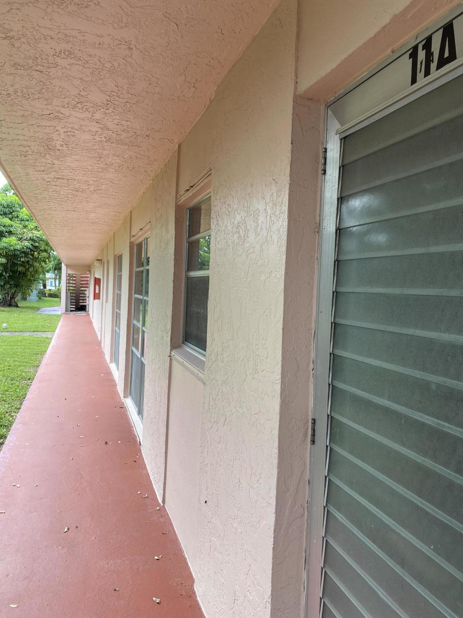 Listing  11 GOLFS EDGE A, West Palm Beach, FL 33417, West Palm Beach, FL 33417