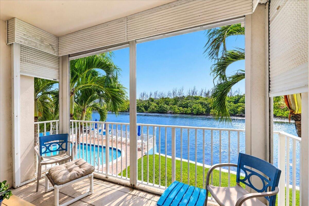 Listing  333 NE 19TH Avenue 203, Deerfield Beach, FL 33441, Deerfield Beach, FL 33441