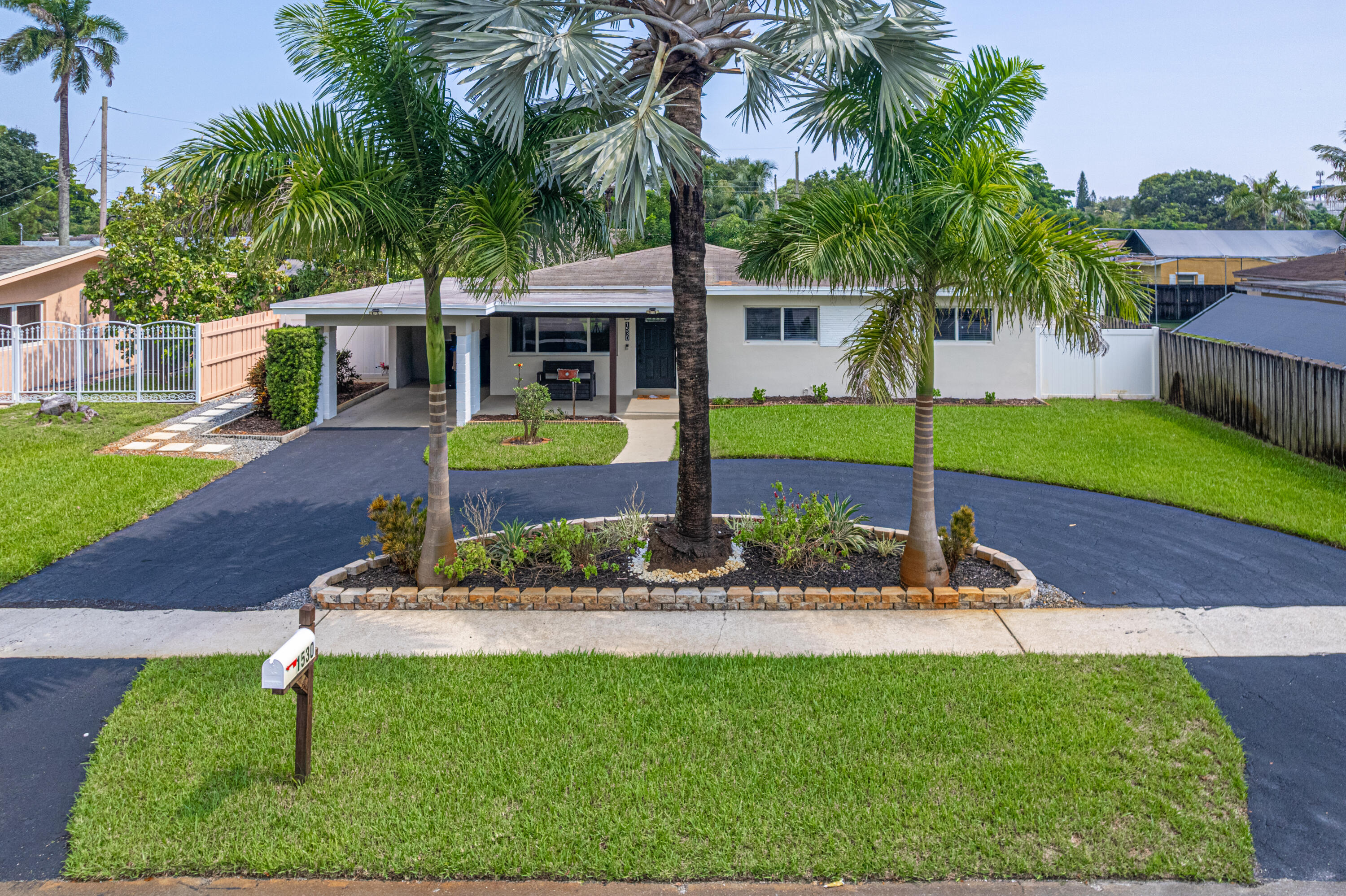 Listing  1530 SW 25TH Avenue, Fort Lauderdale, FL 33312, Fort Lauderdale, FL 33312