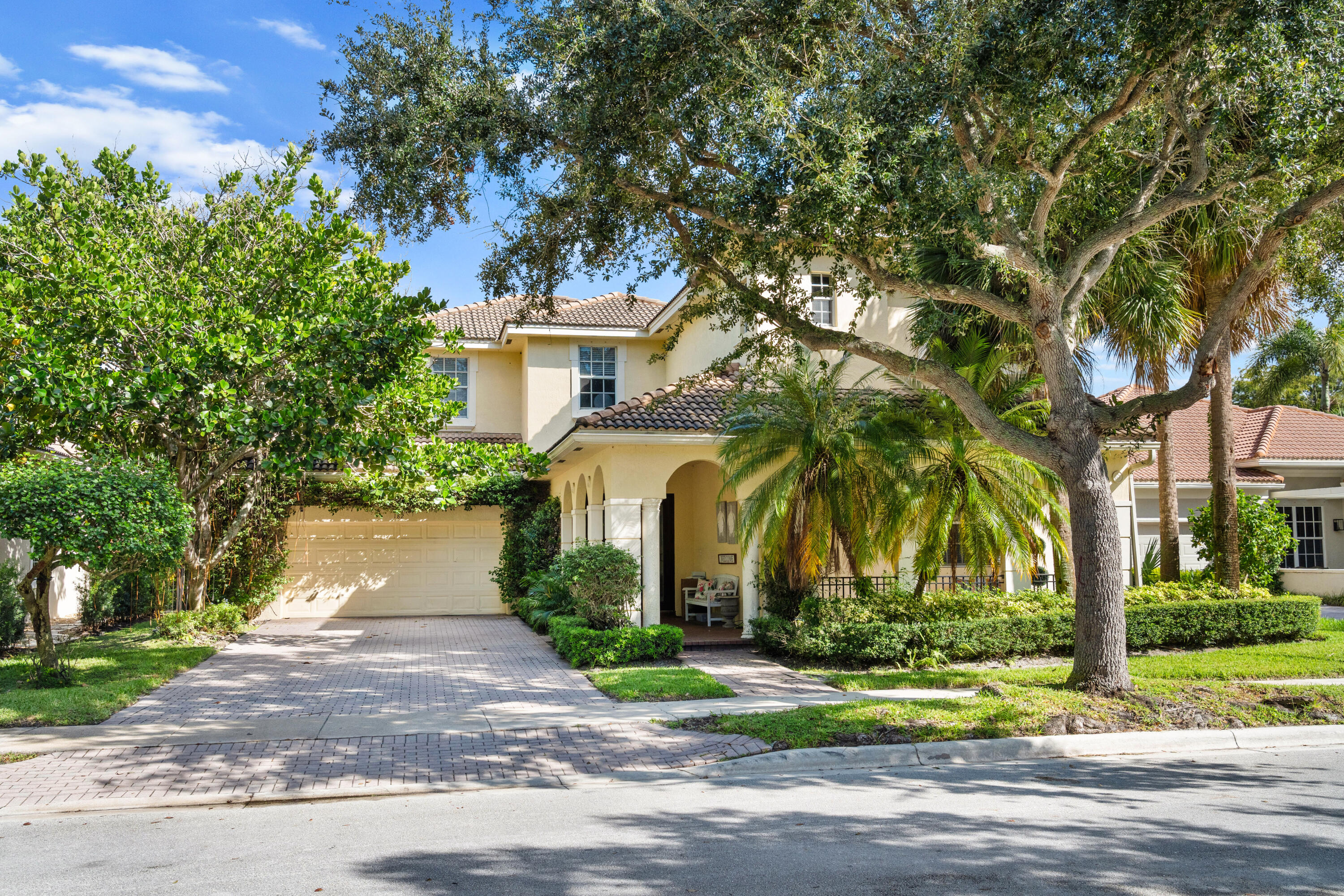 Listing  182 Via Veracruz, Jupiter, FL 33458, Jupiter, FL 33458
