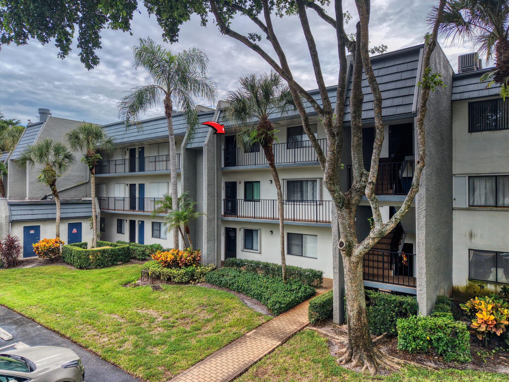 Listing  4833 Esedra Court 305, Lake Worth, FL 33467, Lake Worth, FL 33467