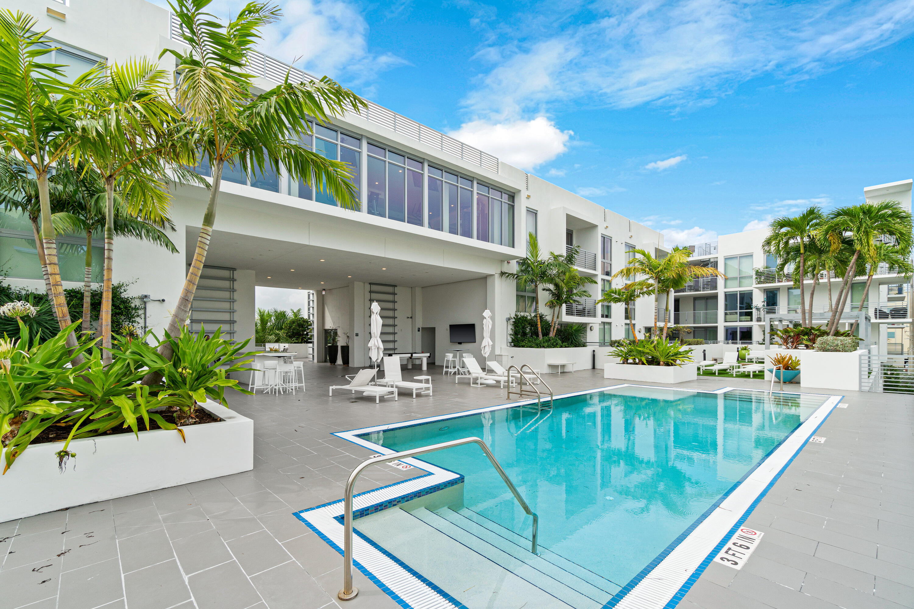 Listing  111 SE 1st Avenue 416, Delray Beach, FL 33444, Delray Beach, FL 33444
