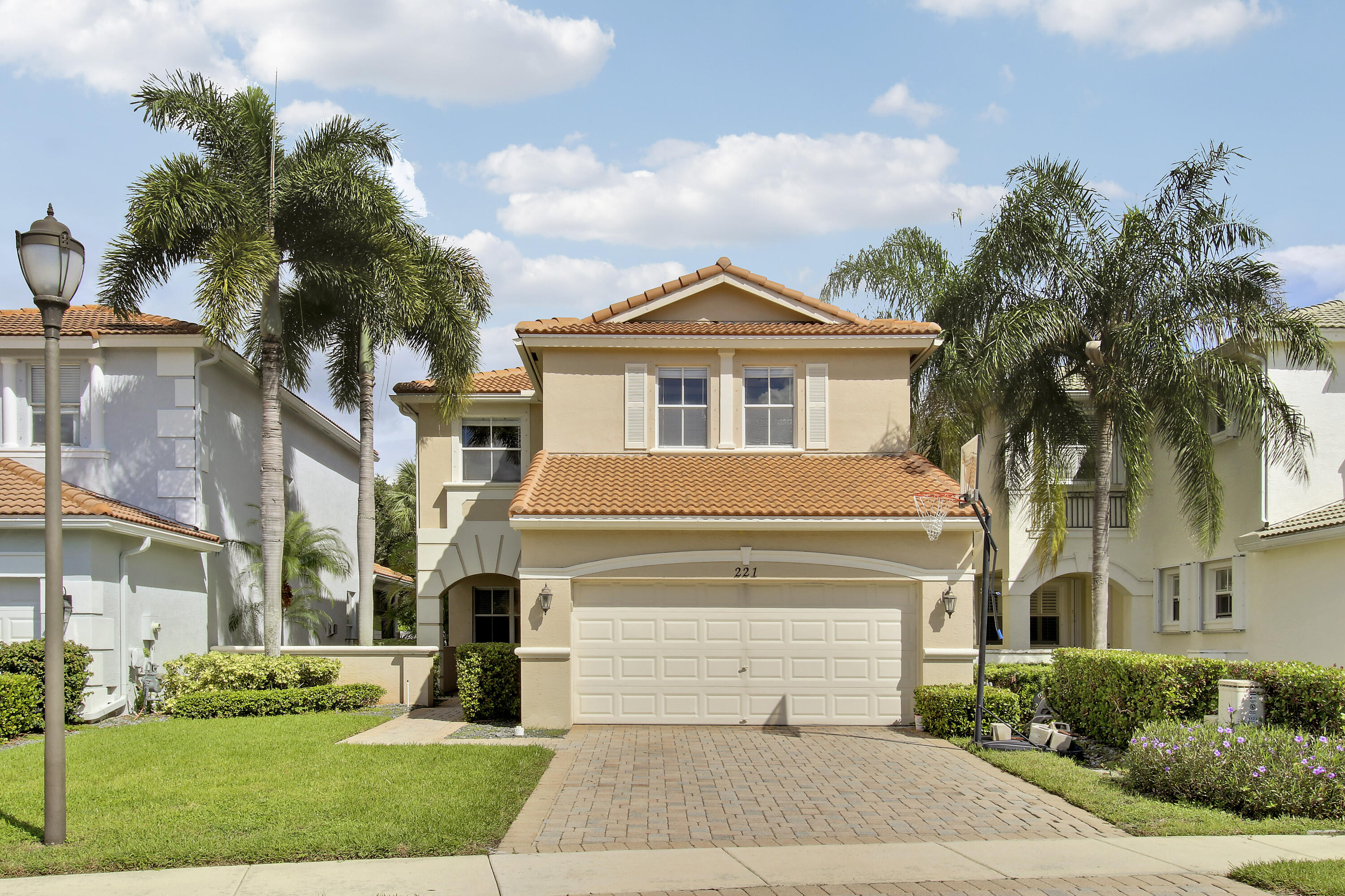 Listing  221 Isle Verde Way, Palm Beach Gardens, FL 33418, Palm Beach Gardens, FL 33418