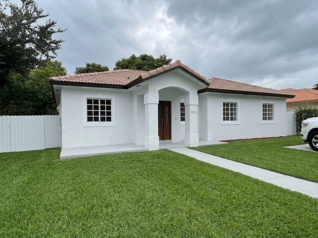 View details of listing 16307 NW 91st Avenue, Miami Lakes, FL 33018 Miami Lakes with MLS#