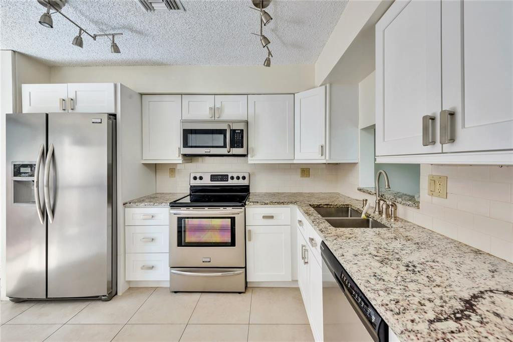 Listing  5201 NE 14TH Terrace 1, Fort Lauderdale, FL 33334, Fort Lauderdale, FL 33334