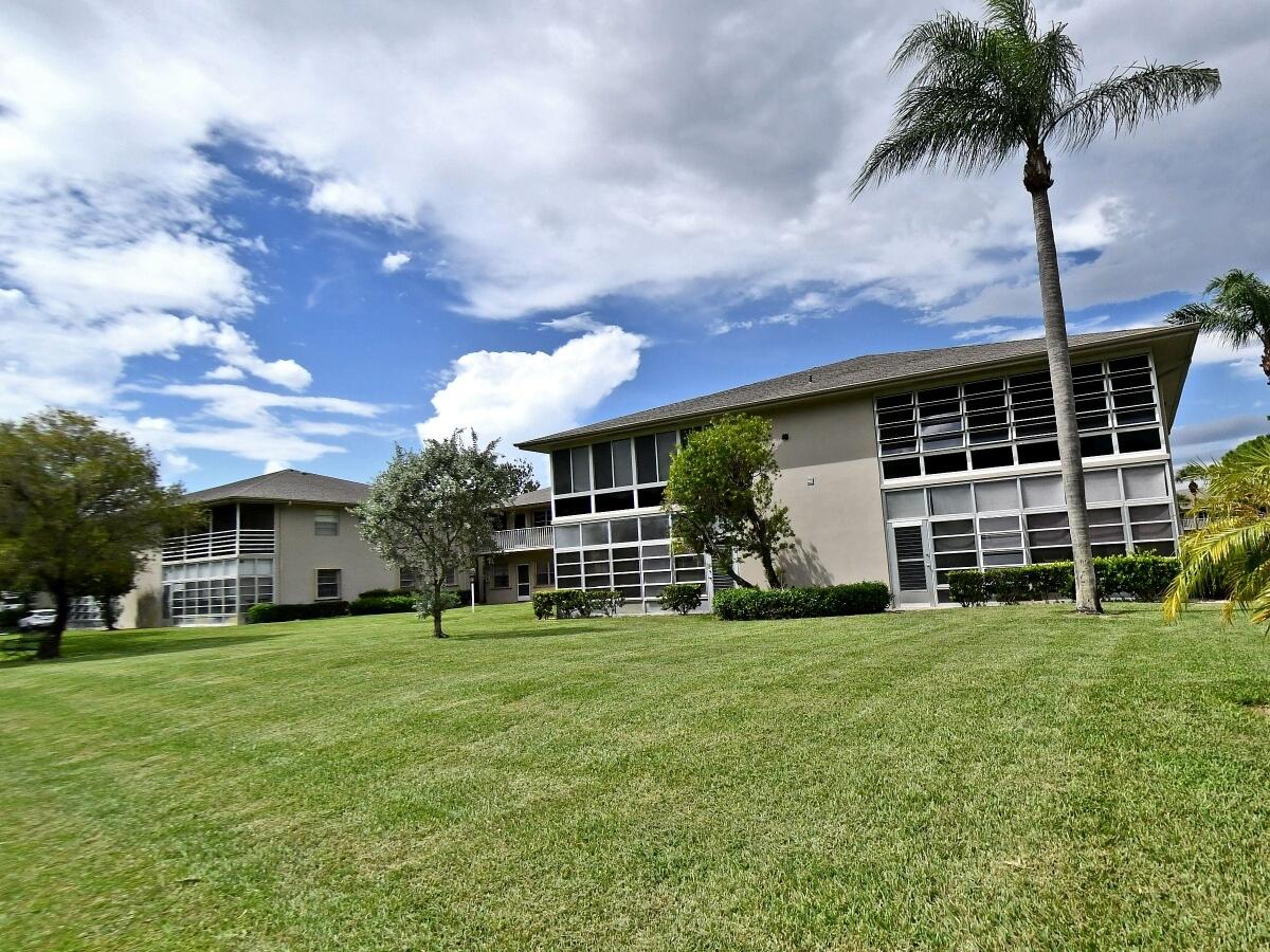 Listing  12 Lake Vista Trail 202, Port St. Lucie, FL 34952, Port St. Lucie, FL 34952