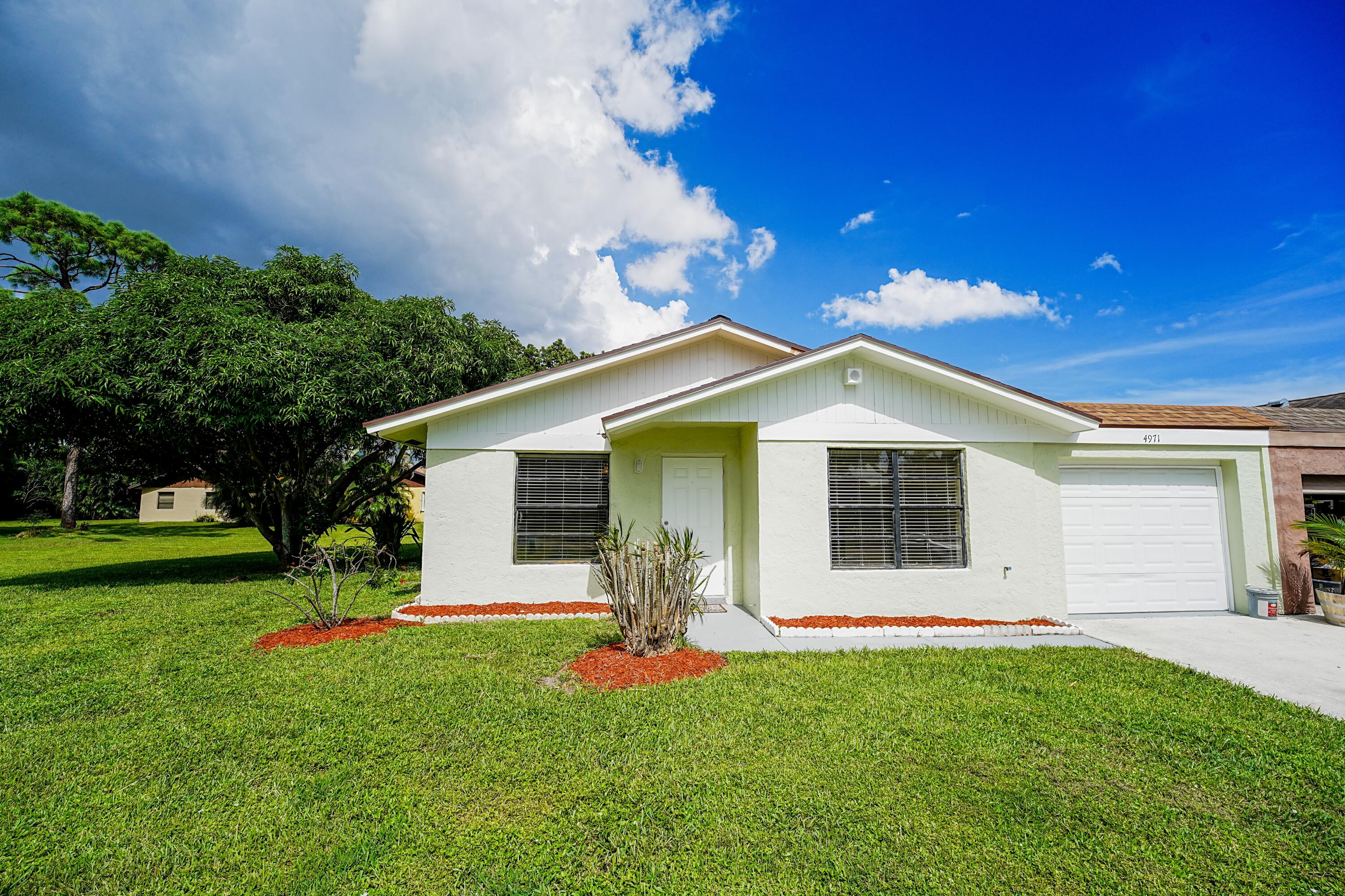 Listing  4971 Palm Hill Drive, West Palm Beach, FL 33415, West Palm Beach, FL 33415
