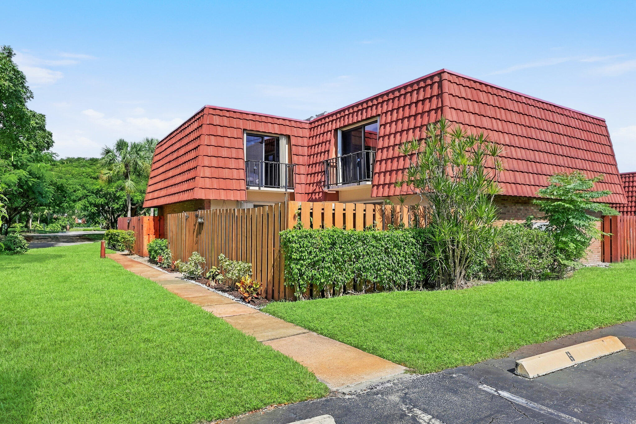 Listing  3105 Spanish Wells Drive 8-B, Delray Beach, FL 33445, Delray Beach, FL 33445