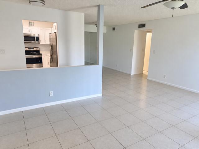 Listing  456 N LAUREL Drive 1507, Margate, FL 33063, Margate, FL 33063