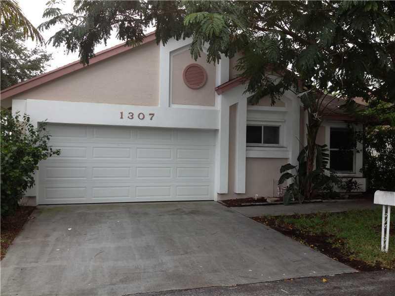 Listing  1307 E Glen Oak Road, North Lauderdale, FL 33068, North Lauderdale, FL 33068
