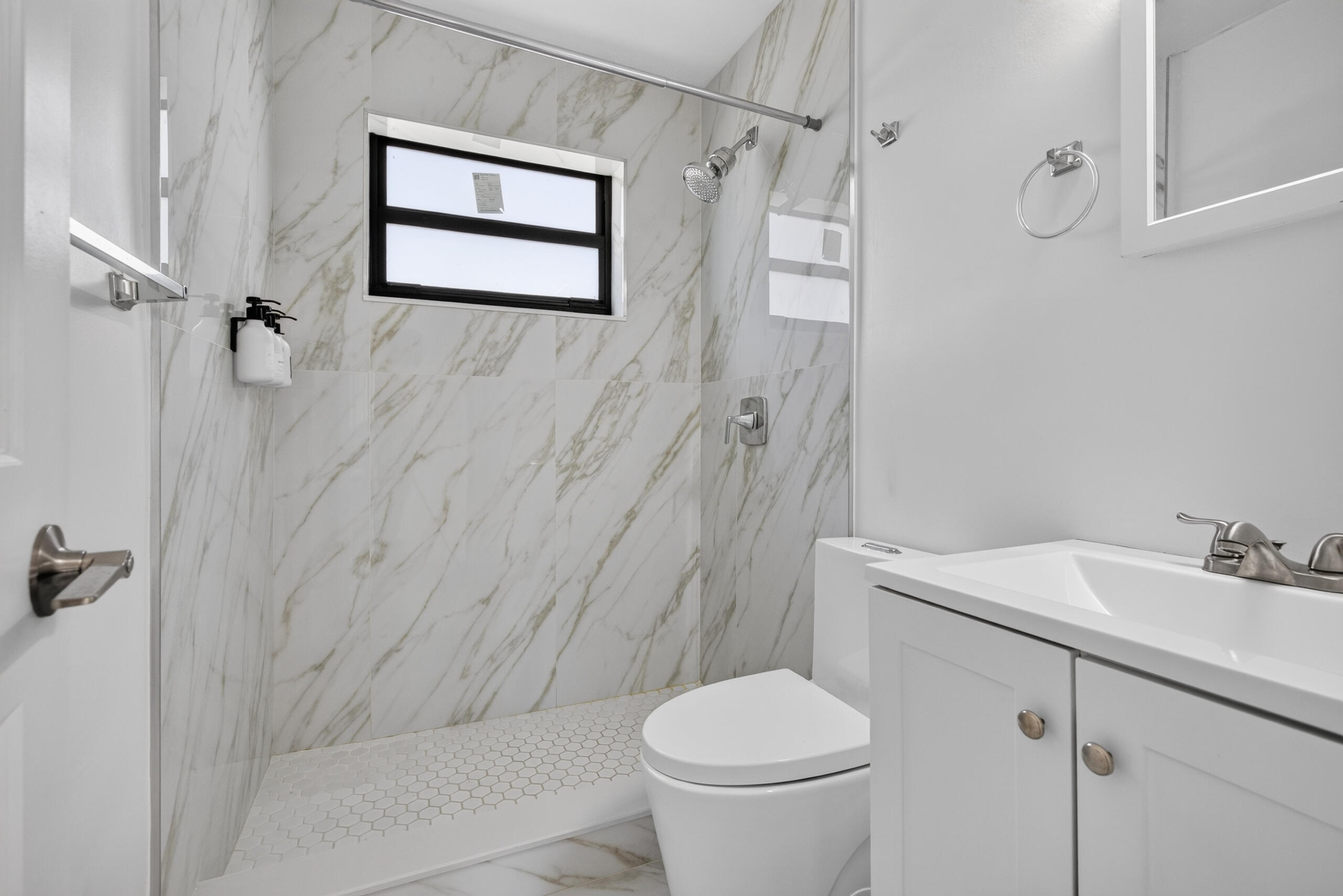 Listing  430 NW 19TH Avenue, Fort Lauderdale, FL 33311, Fort Lauderdale, FL 33311