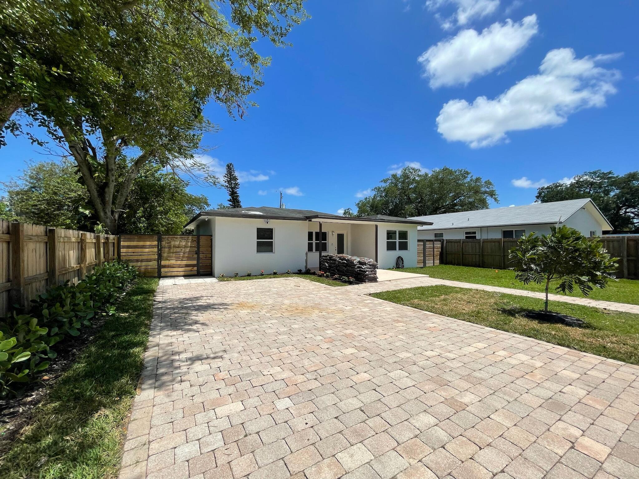 Listing  1564 SW 28th Terrace, Fort Lauderdale, FL 33312, Fort Lauderdale, FL 33312