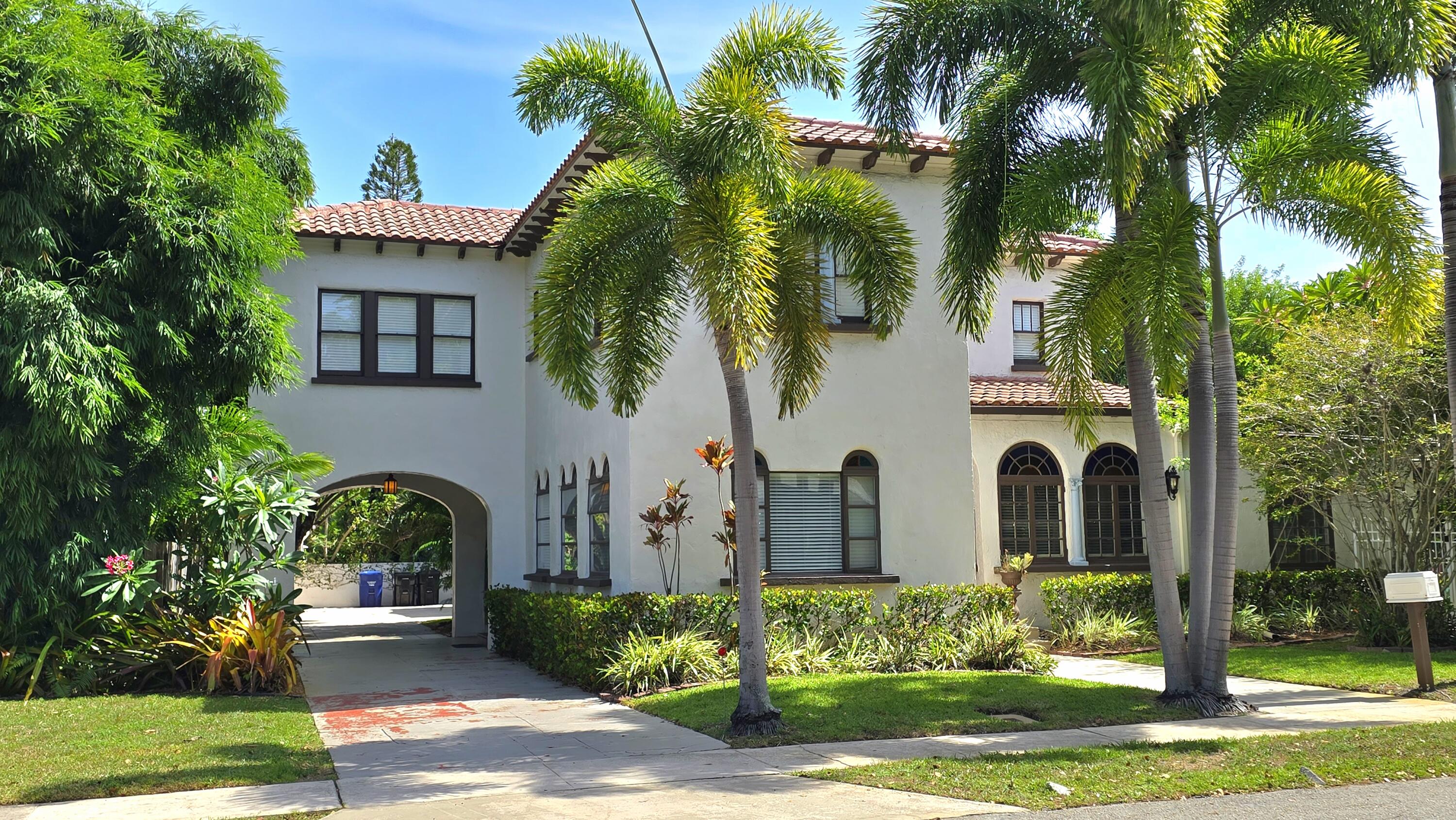 Listing  219 S 17TH Avenue S, Lake Worth Beach, FL 33460, Lake Worth Beach, FL 33460