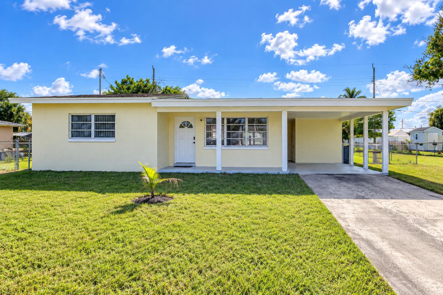 Listing  116 NE ENTRADA Avenue, Port St. Lucie, FL 34952, Port St. Lucie, FL 34952