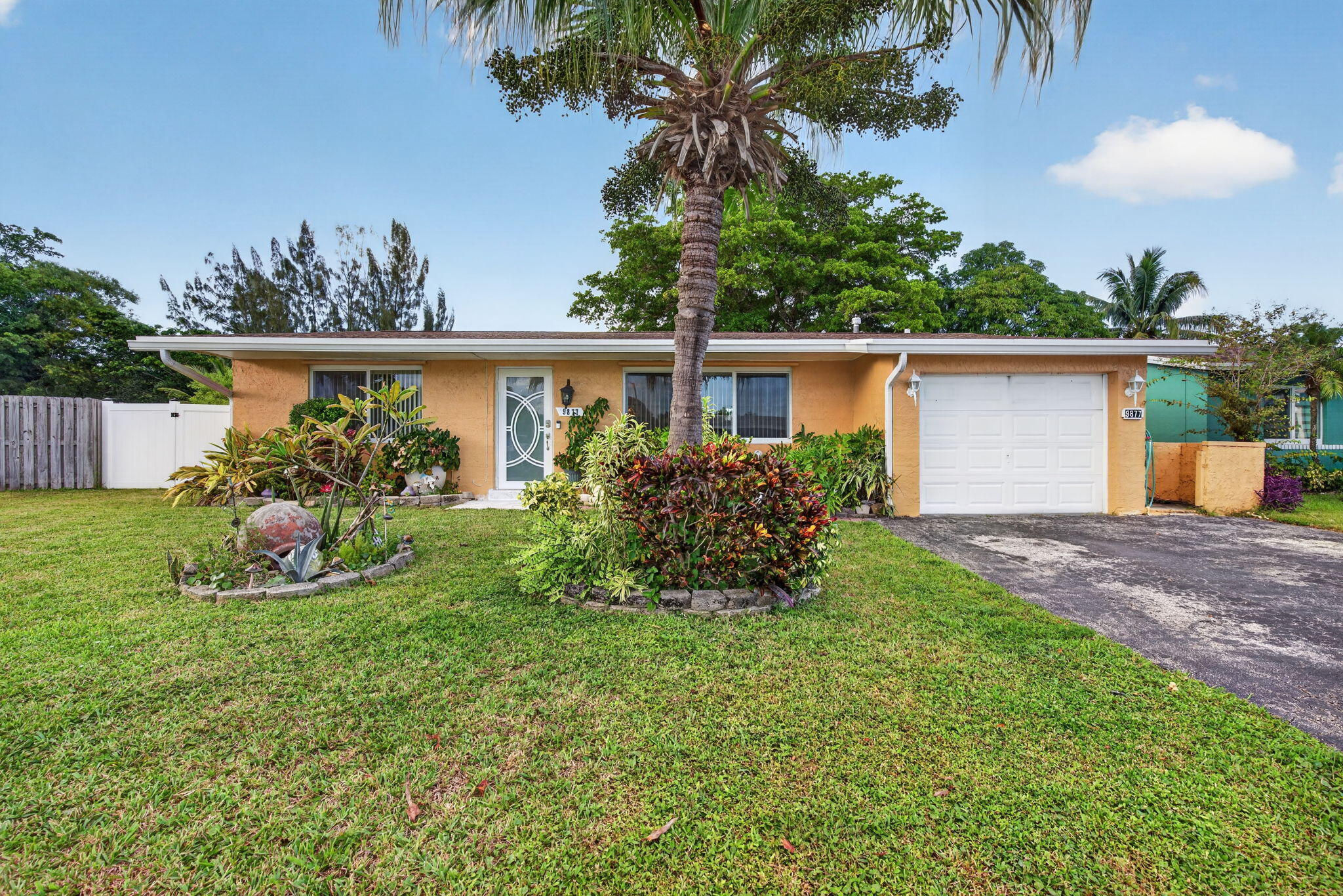 Listing  9877 NW 26TH Place, Sunrise, FL 33322, Sunrise, FL 33322