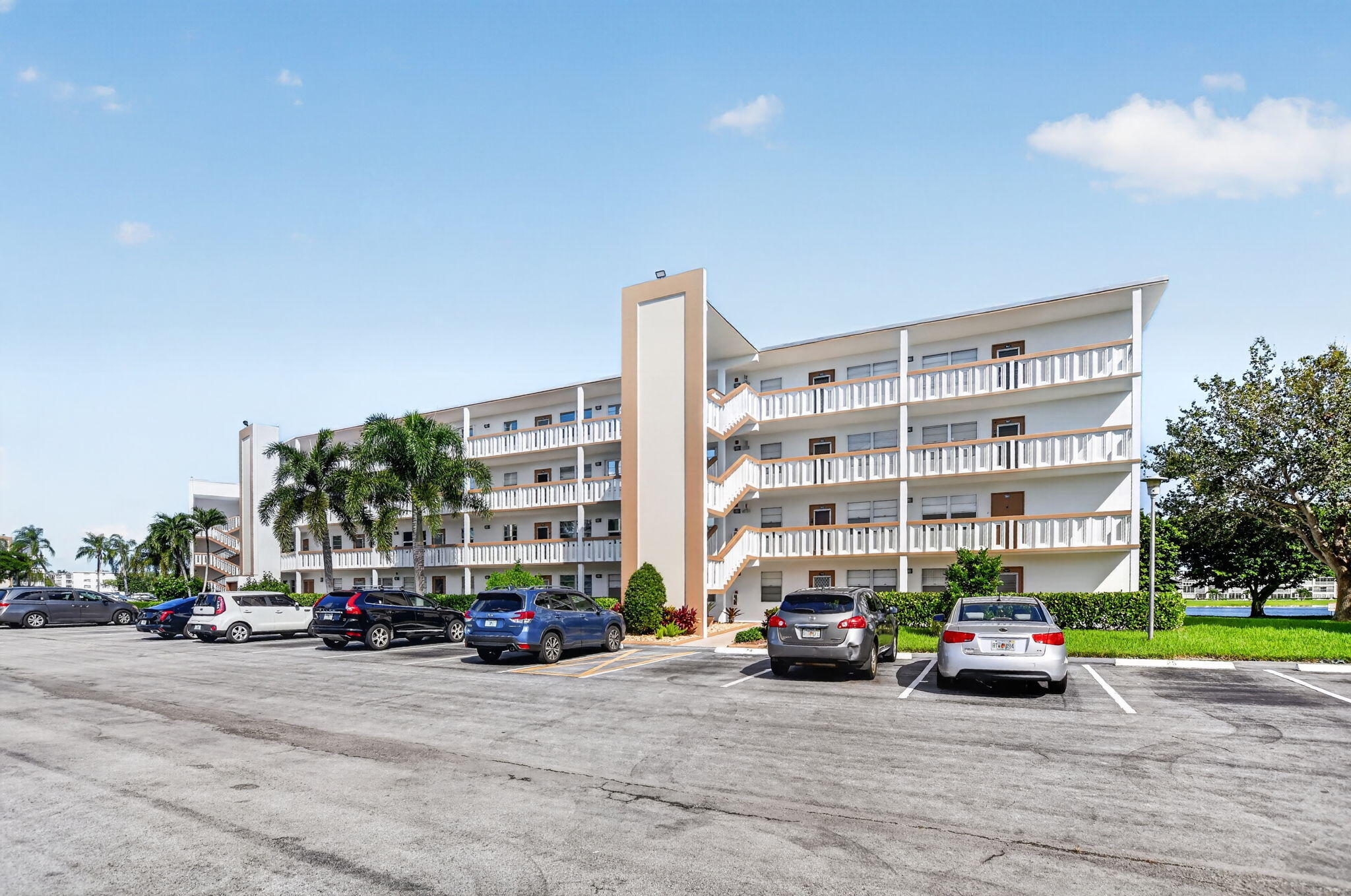 Listing  2025 Cornwall B, Boca Raton, FL 33434, Boca Raton, FL 33434